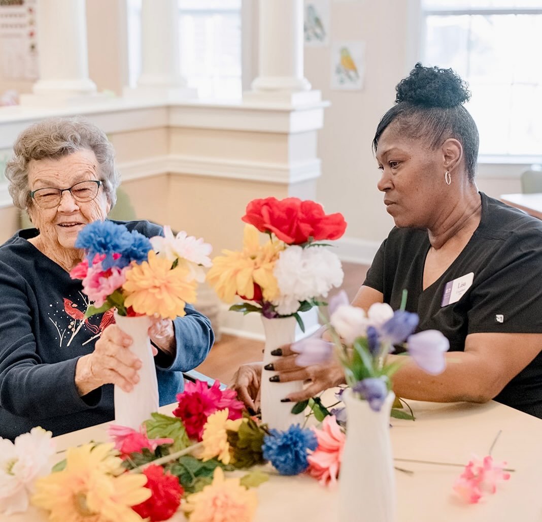 ✨ Honoring our incredible team! ✨

Join us in congratulating two of our incredible team members who are celebrating work anniversaries:

👏 Lisa Urquhart | 16 years of excellence 👏
Your dedication has been an inspiration, Lisa! Thank you for all you