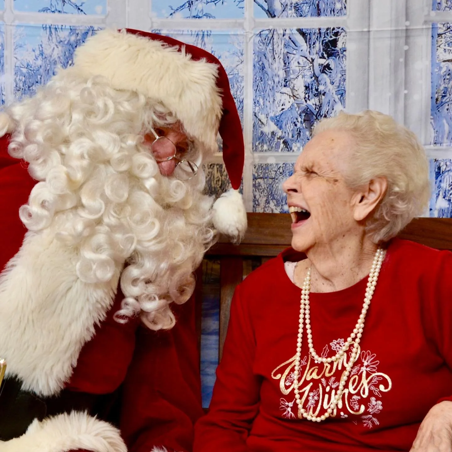 Santa is coming to Dunlop House! 🎅

Join us for a jolly good time next Saturday, December 13, from 9 a.m. - 11 a.m. for brunch with Santa.

Bring the whole family for a magical experience filled with delicious food, festive fun, and, of course, the 