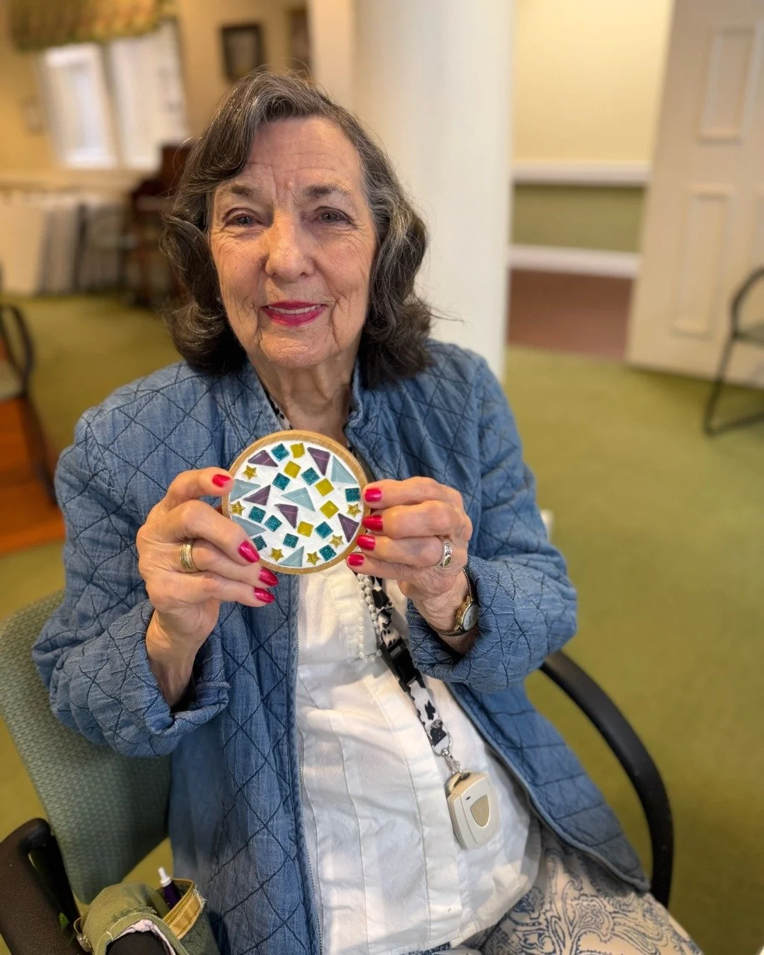 Proof that the best art comes with a great smile. 😊 We are obsessed with how these mosaic coasters turned out. These ladies did not come to play. 💯🙌👩🏻&zwj;🎨