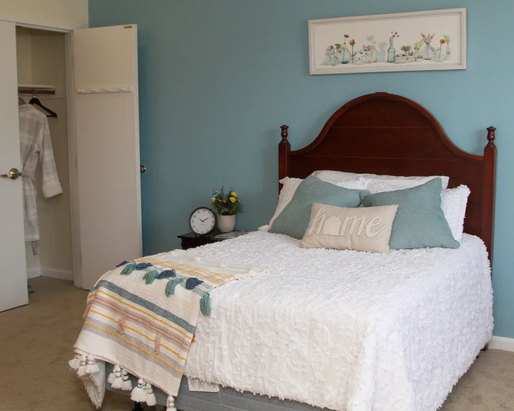 Residences — Dunlop House Assisted Living & Memory Care