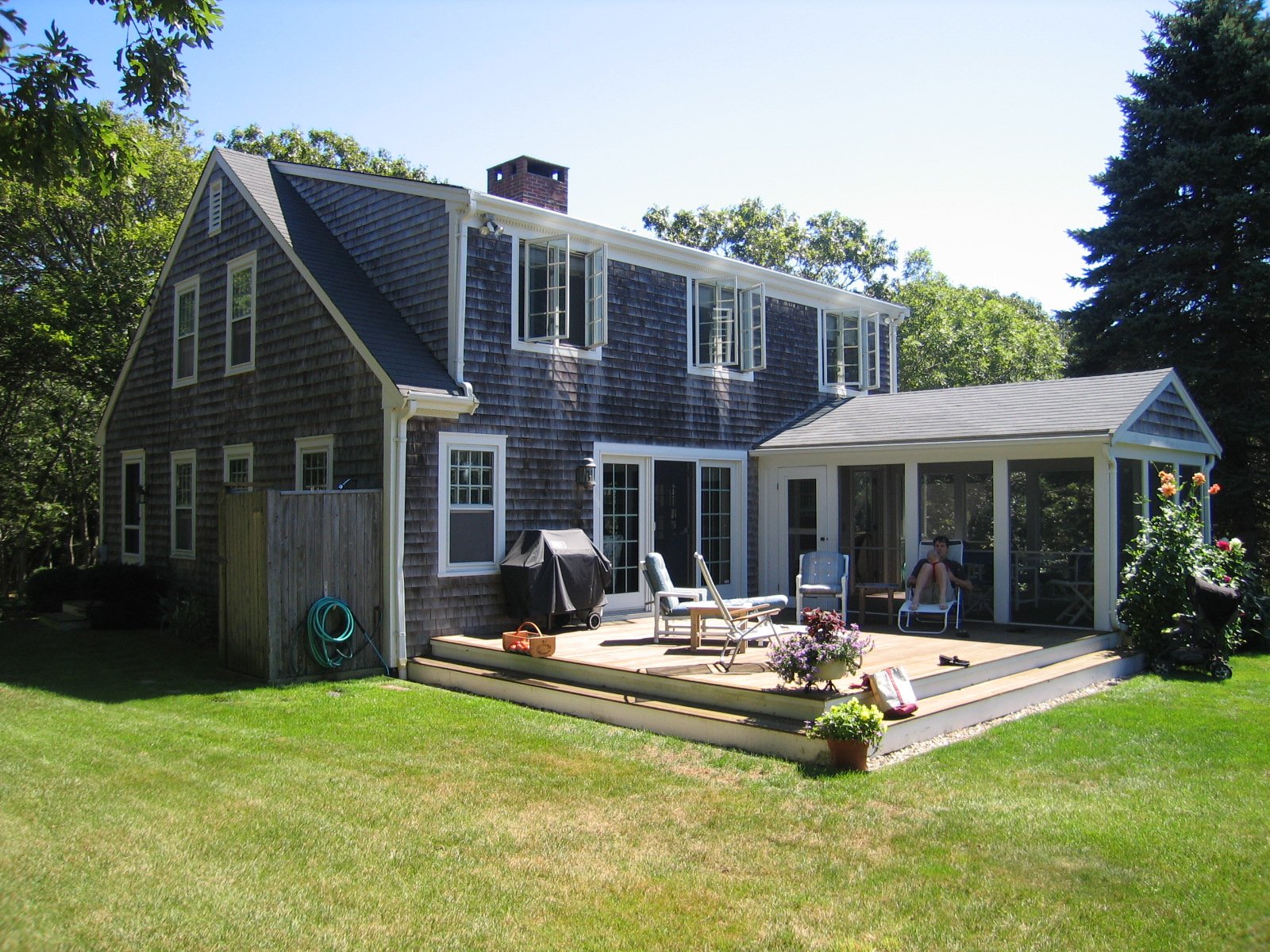02_Cape_House_Before.JPG