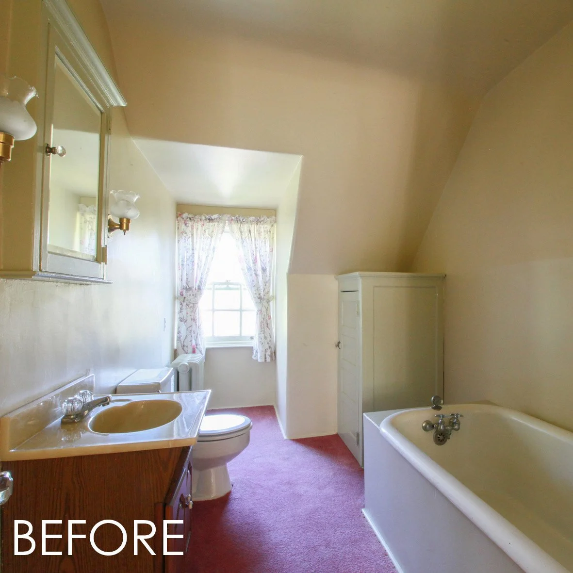 B05_INSTA BEFORE 8106 Seminole bath.jpeg