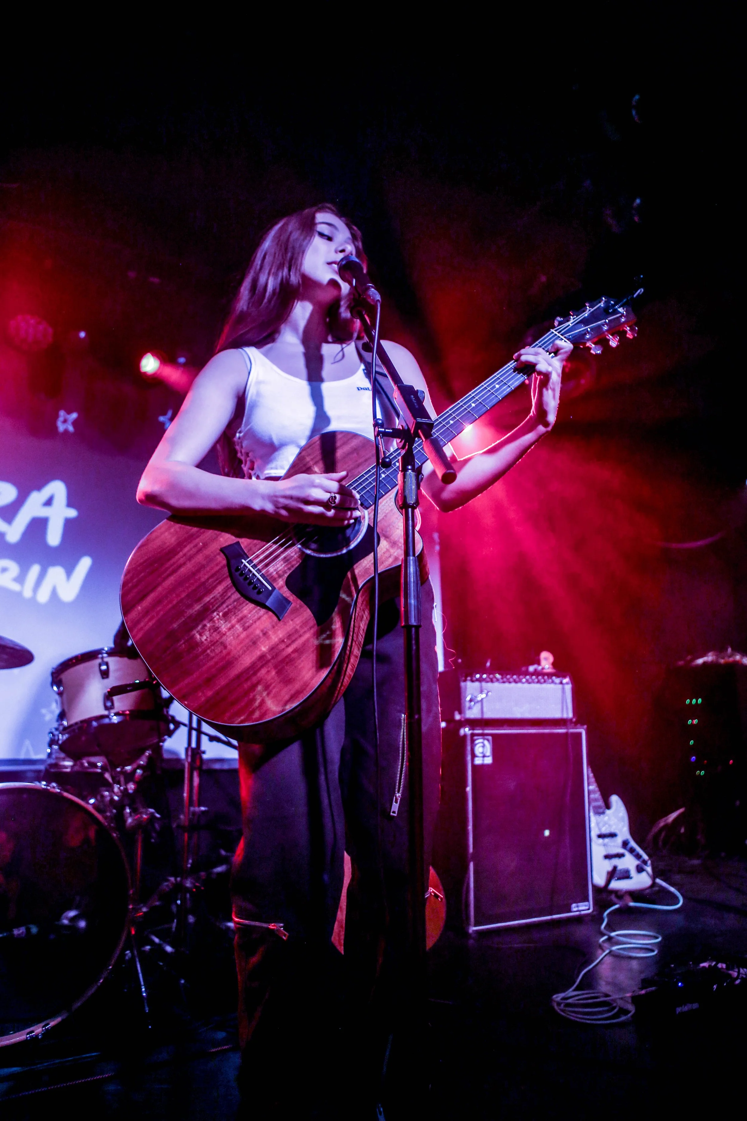 Kira Kosarin @ The Moroccan Lounge (August 2022)
