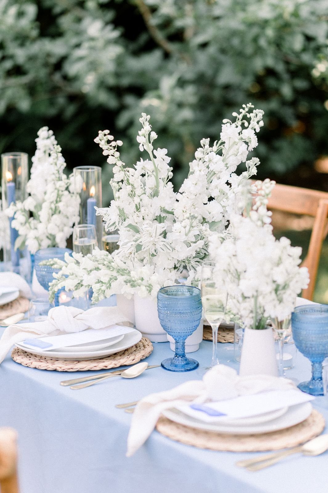 Cape-Cod-Backyard-Wedding-Tablespace