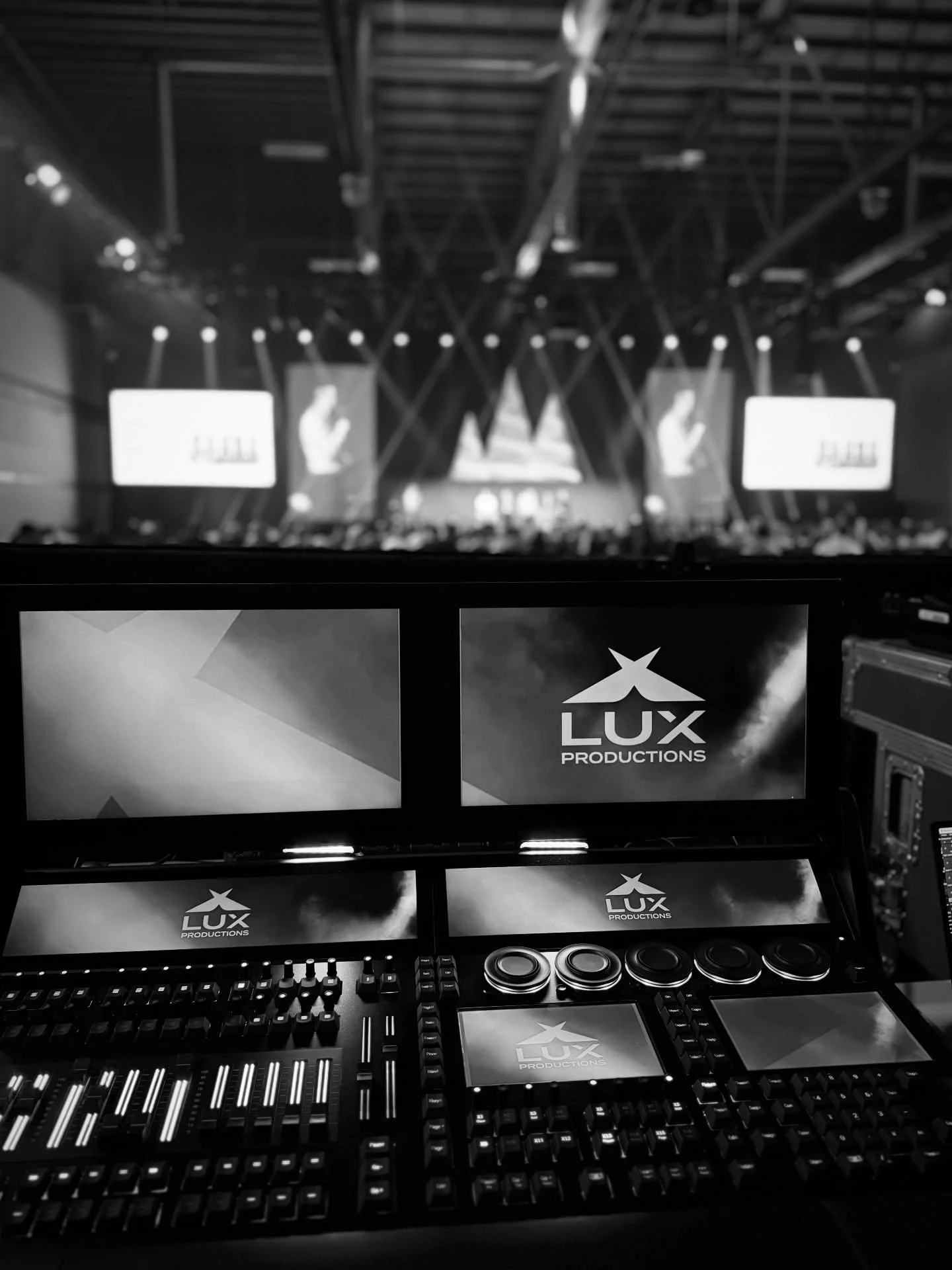 We welcomed our latest bit of kit for 2025, our new GrandMA3 Light was delivered by the amazing @showtechnologynz, popped straight into a truck and put straight to work!