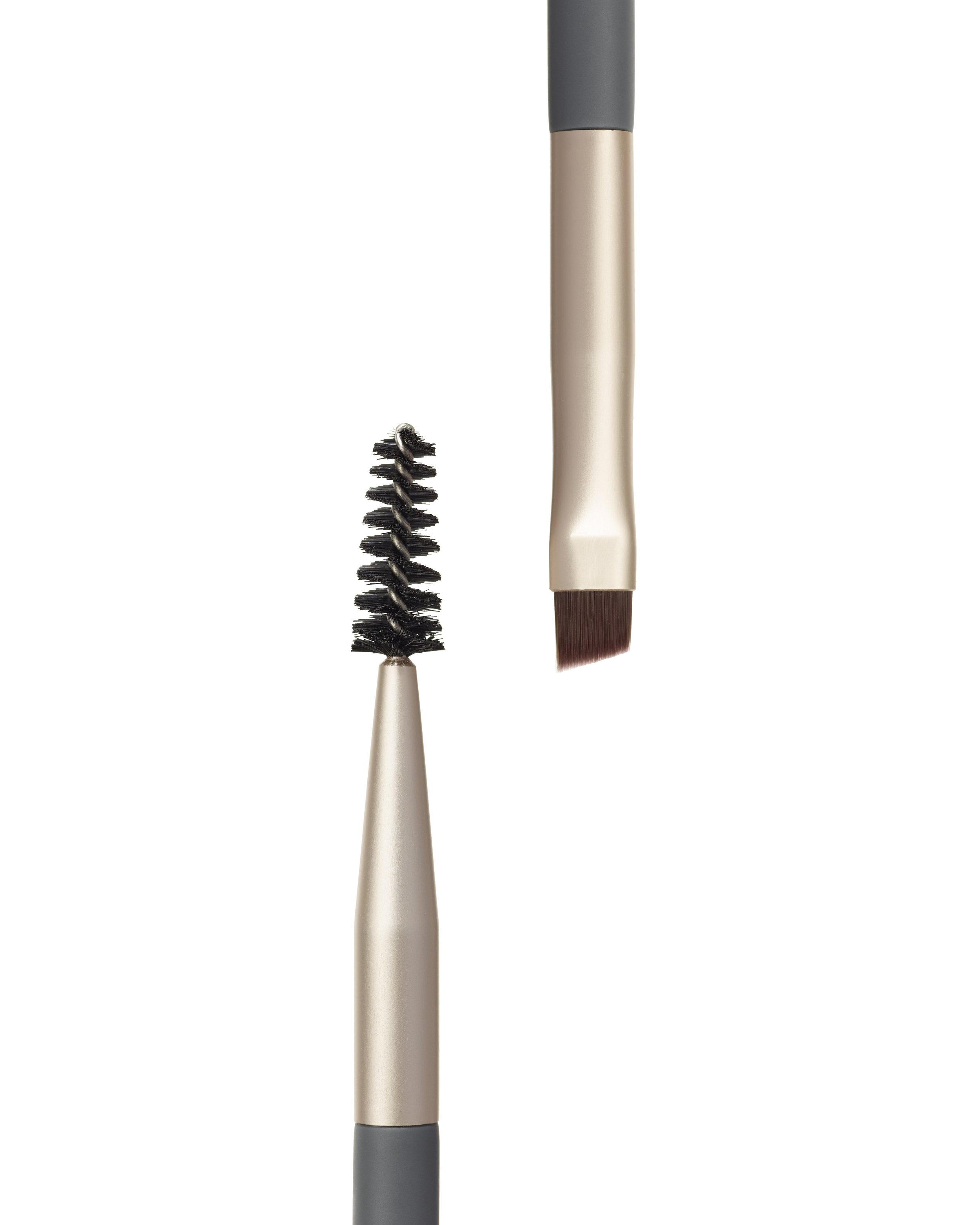 IC_Brush_EYE_BROW_BRUSH_SMUDGE_EYE_BRUSH_CLOSEUP_P16_208715.jpg