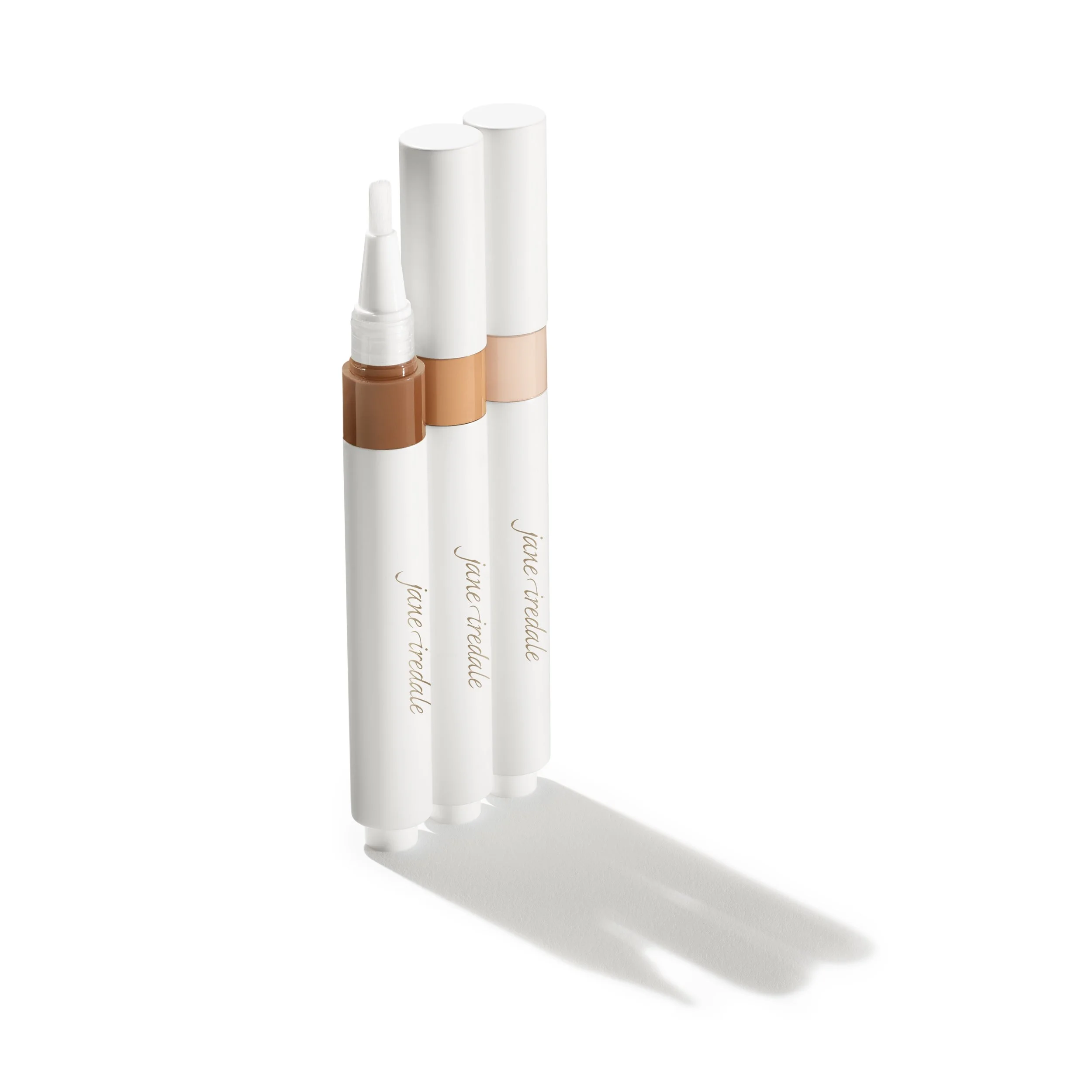 IC_SKINTUITION_CONCEALER_GROUP_LONG_SHADOW_P21_237185_F.jpg