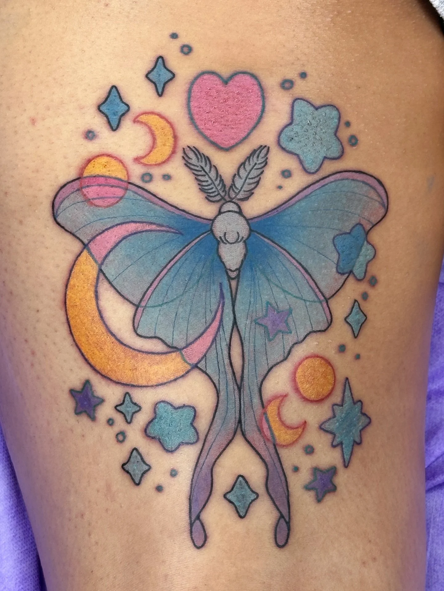Celestial moth with a lunar theme ❤️ part of a matching set we will be doing the next one next time! 
.
Design based on my moth flash see more designs like this @bons.lagoon done during my guest spot @slowpoke.tattoo.oc 
.
Booking tattoos for late Oc