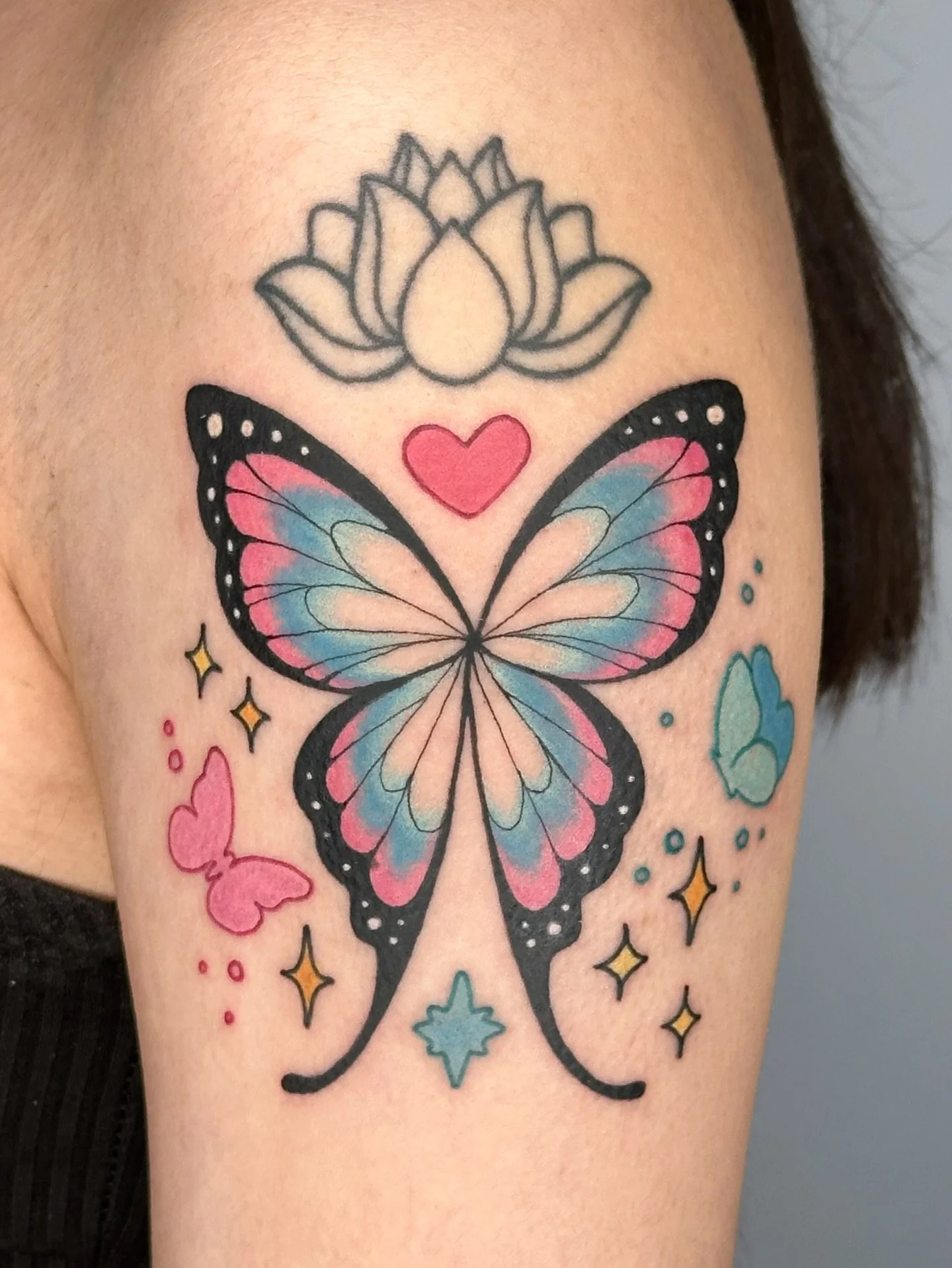 Demon slayer inspired butterfly and a custom strawberry heart for a two in one flash day ! Pics don&rsquo;t show it but they have complimentary placements on opposite arms to balance each other out : D 
.
Both based on my flash designs see more avail