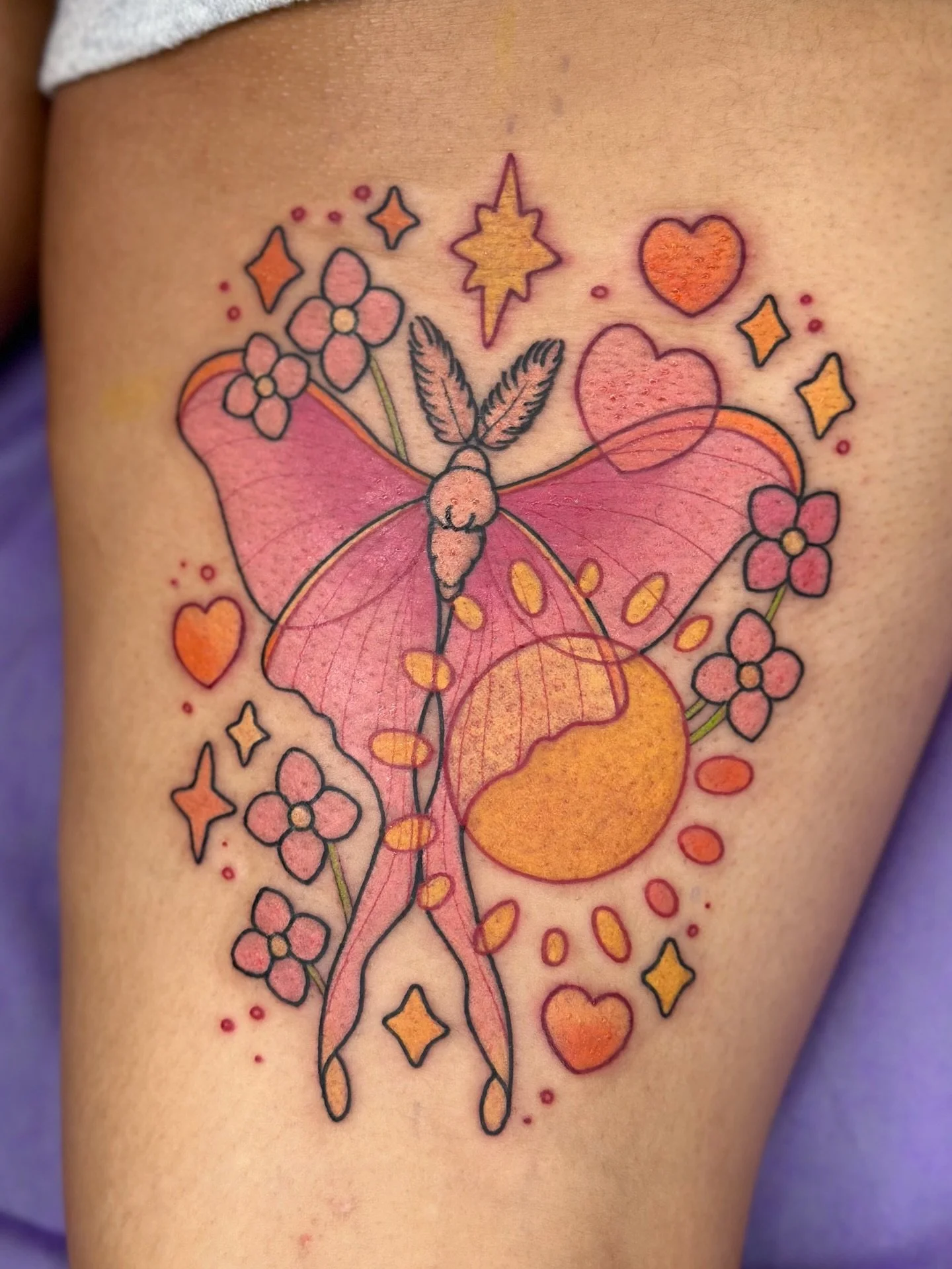 Second matching sun moth ☀️ two pairs on the back of the thigh! Had a lot of fun working on these ^^ see more designs like this @bons.lagoon 
.
Booking Dec onwards ! 📍 Los Angeles/OC Tattoo booking form linked in bio
.
Done during my guest spot @slo