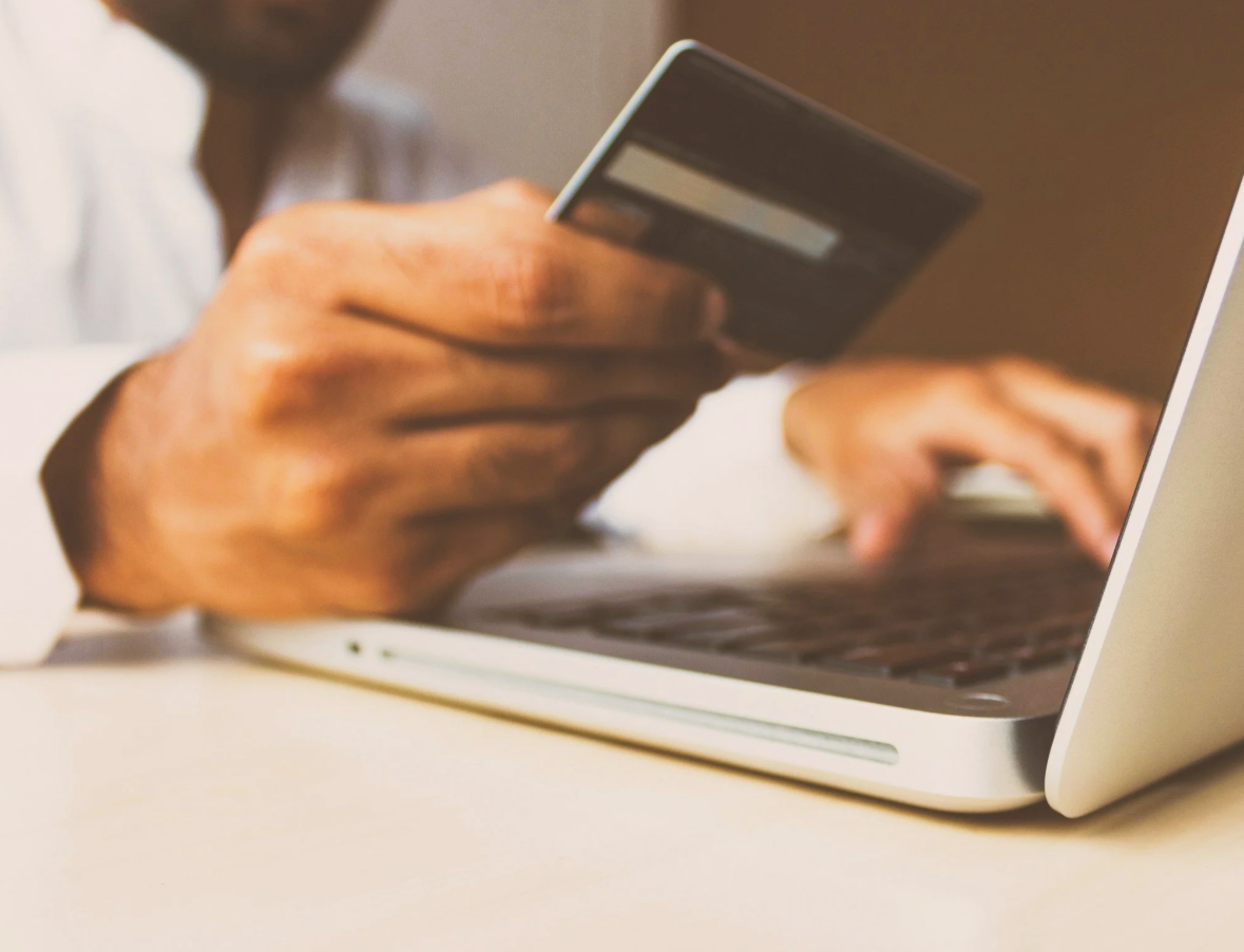 5 Savvy Money Saving Hacks for Thriving Freelance Medical Writers