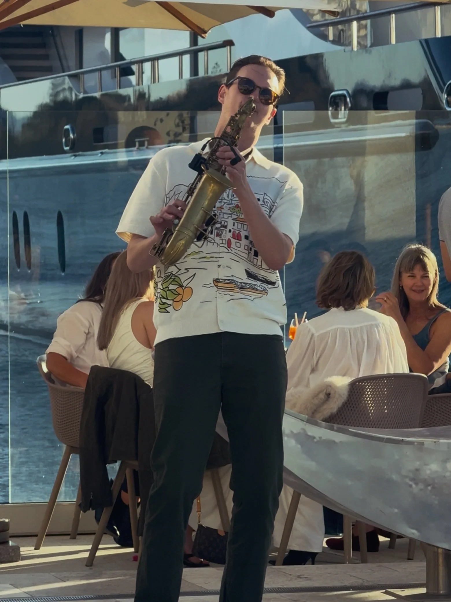 Catch me today at La Luna Beach Club &amp; Roosevelt Lounge 🎷☀️🍾

@mrsaxaustralia 
@laluna.beachclub 
@rooseveltlounge
