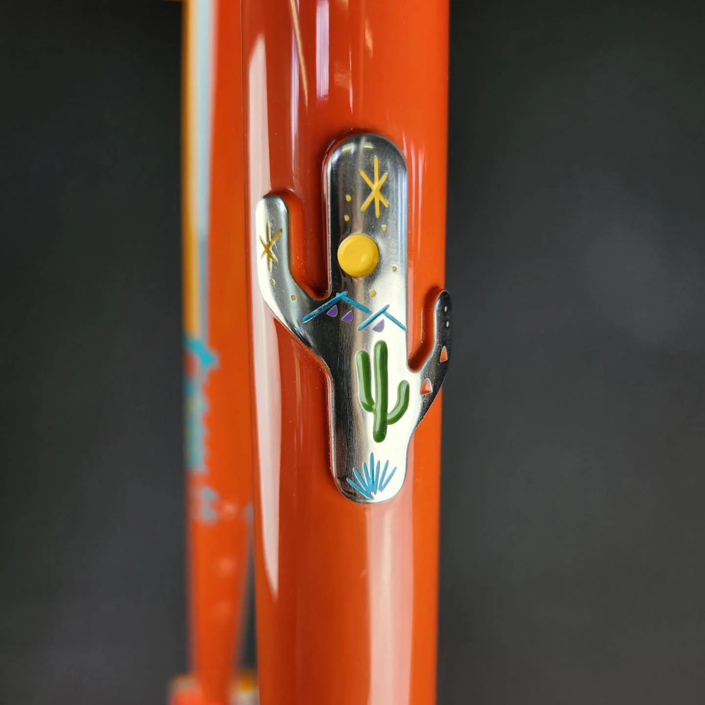 🌝 🌵 You already know...
.
.
.

#custombike #craftsmanship #steelbike #custompaint #functionalart #tomiicycles #jlcustompaint #custompaint @tomii_cycles @low_life_jordan