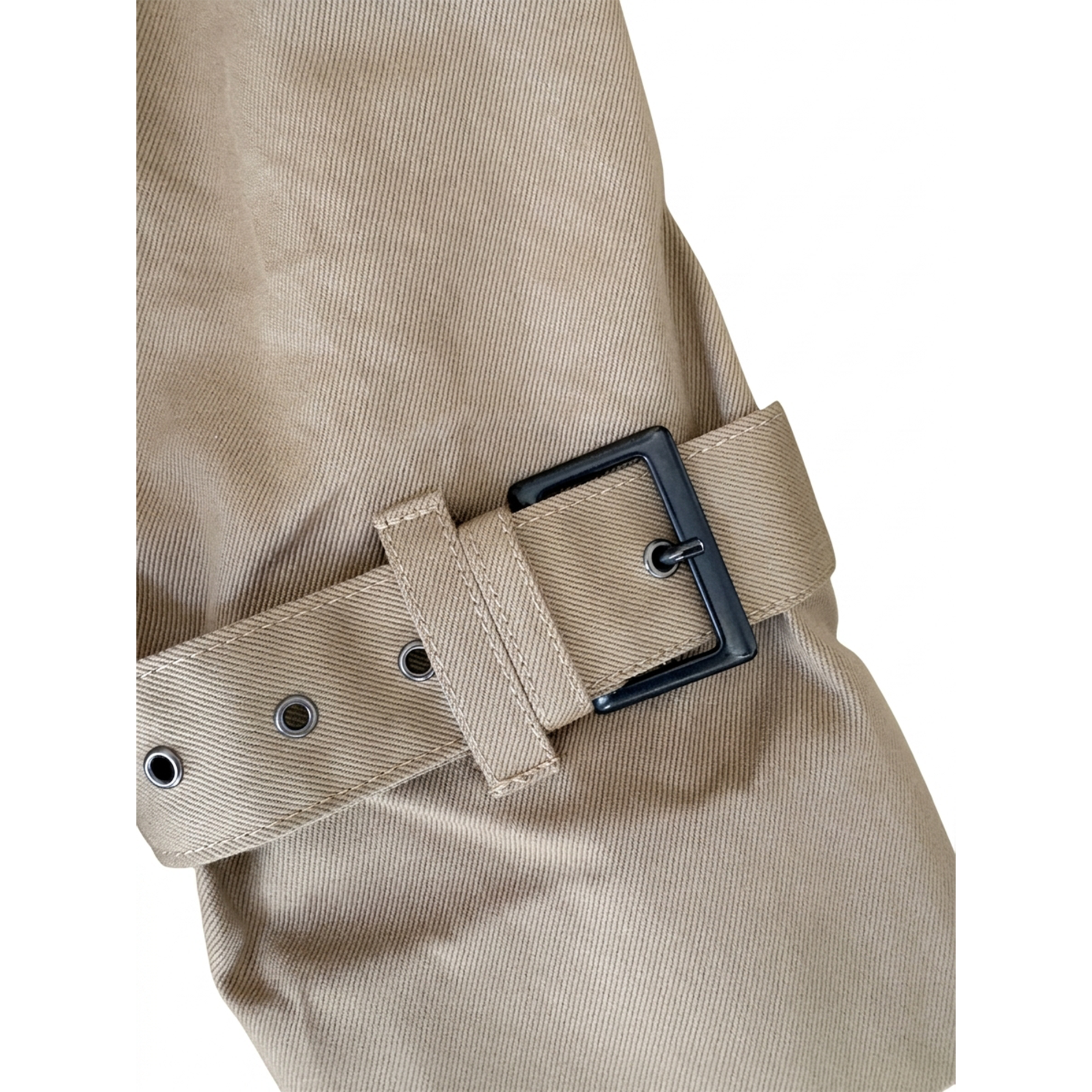 Trench coat detail 4.png