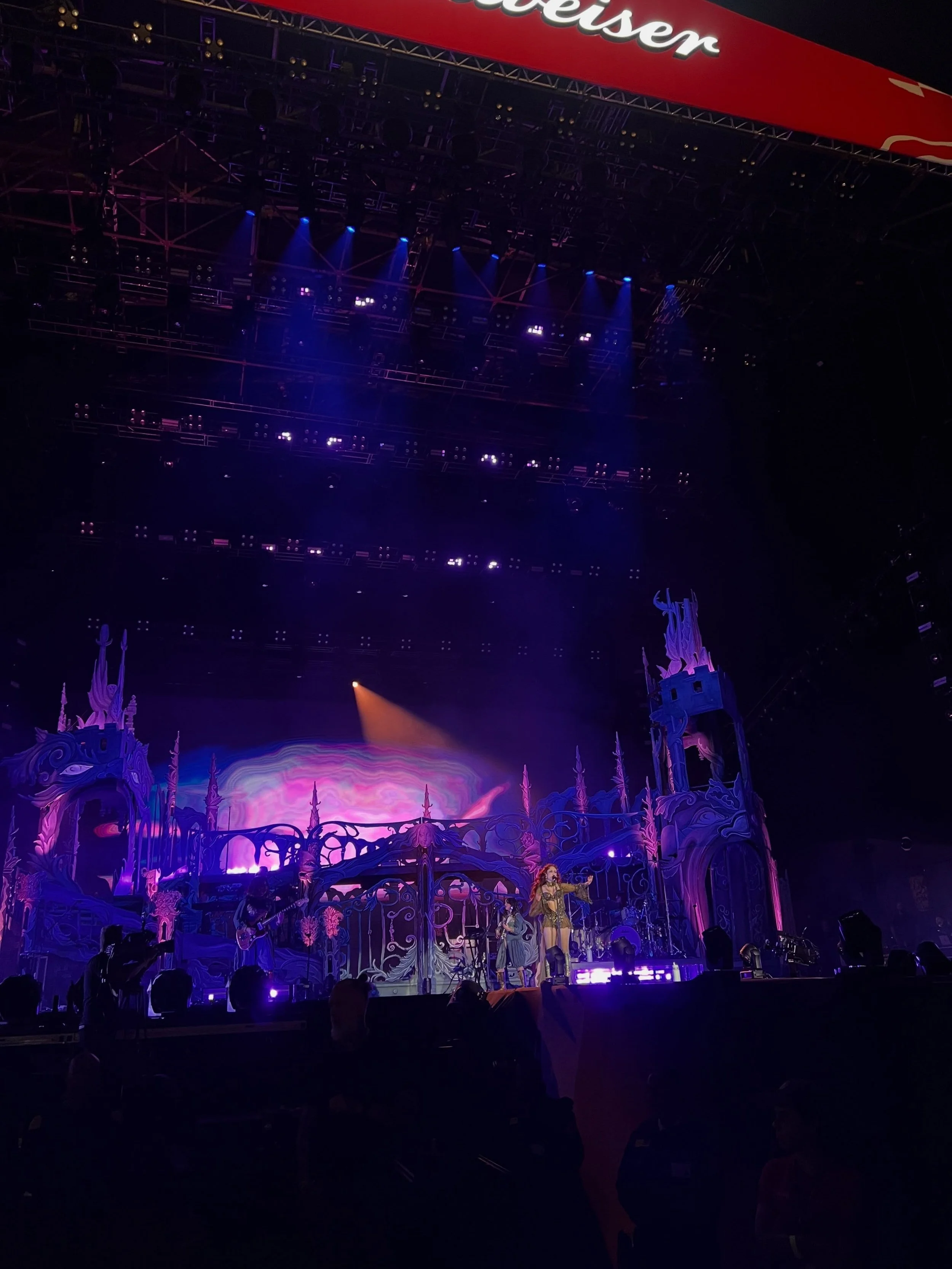 Chappell Roan world tour done! From Europe first then leading the lighting team across the US, Aus/NZ and finally South America to wrap it all up!

Just a couple of photos from Lollapalooza Argentina, Chile &amp; Brazil!

An incredible team making th