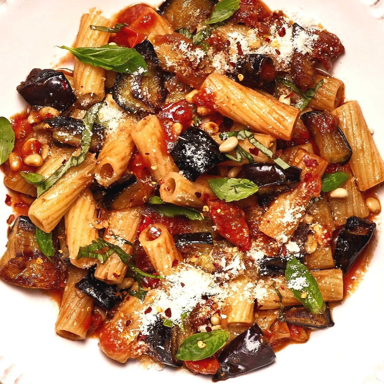 Pasta Rigatoni with Eggplants and Basil Tomato Sauce