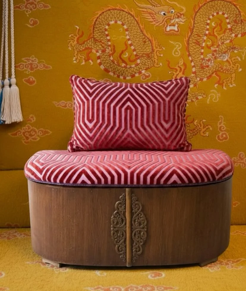Chest with matching cushion