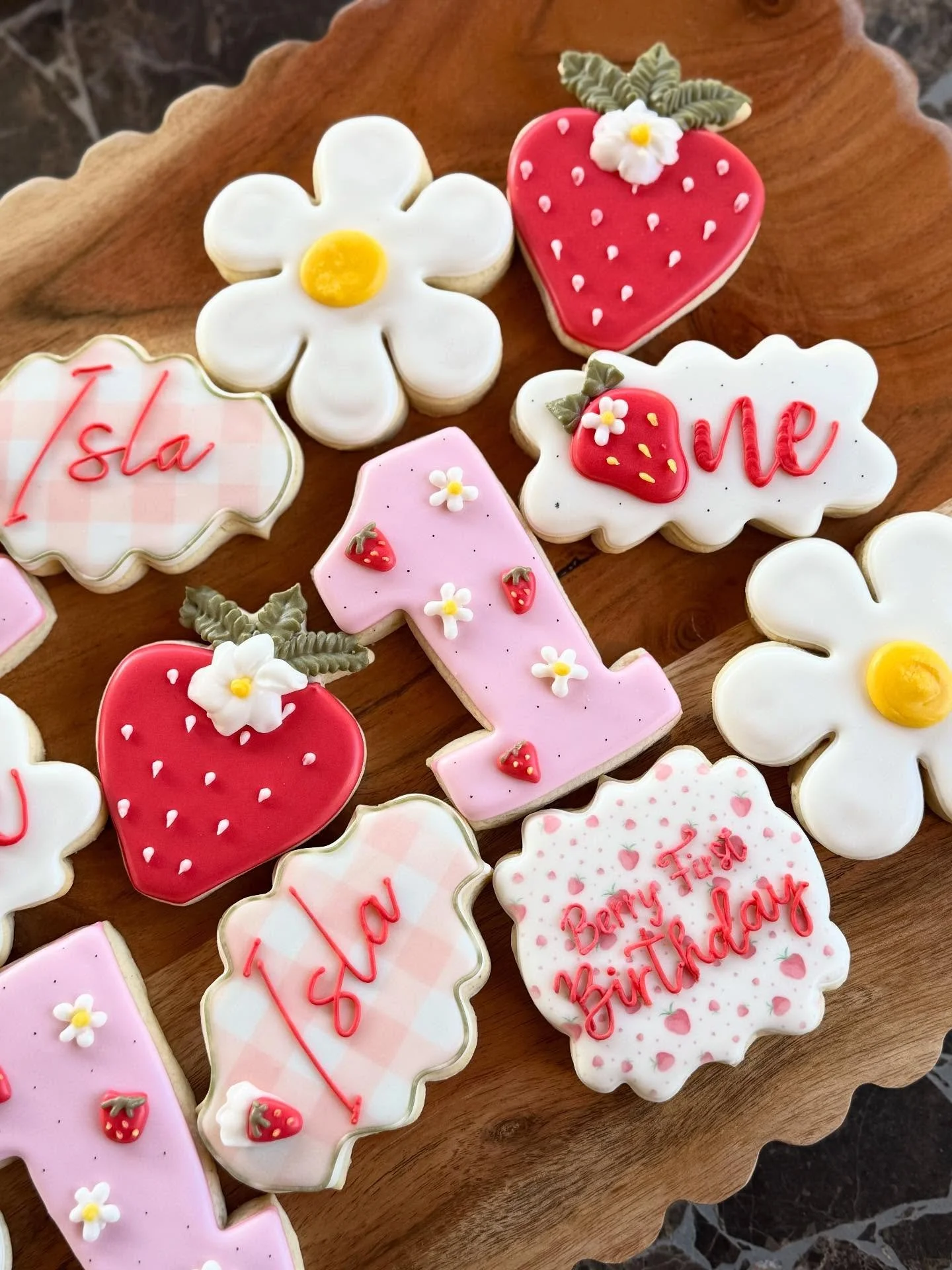 Happy First Birthday Isla! 🩷🍓1️⃣