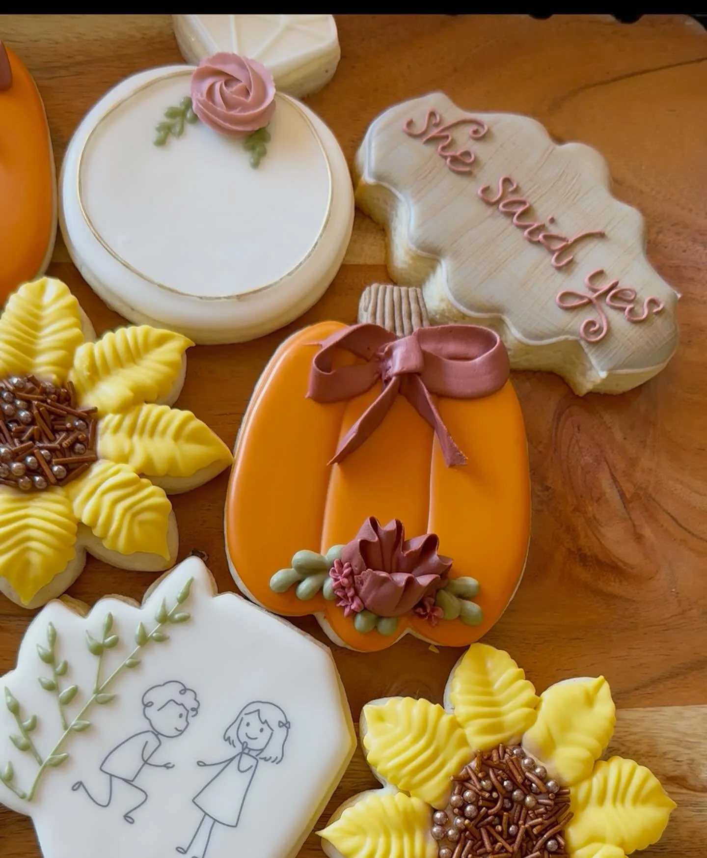 FALLing in Love! 🍂🍁🤎