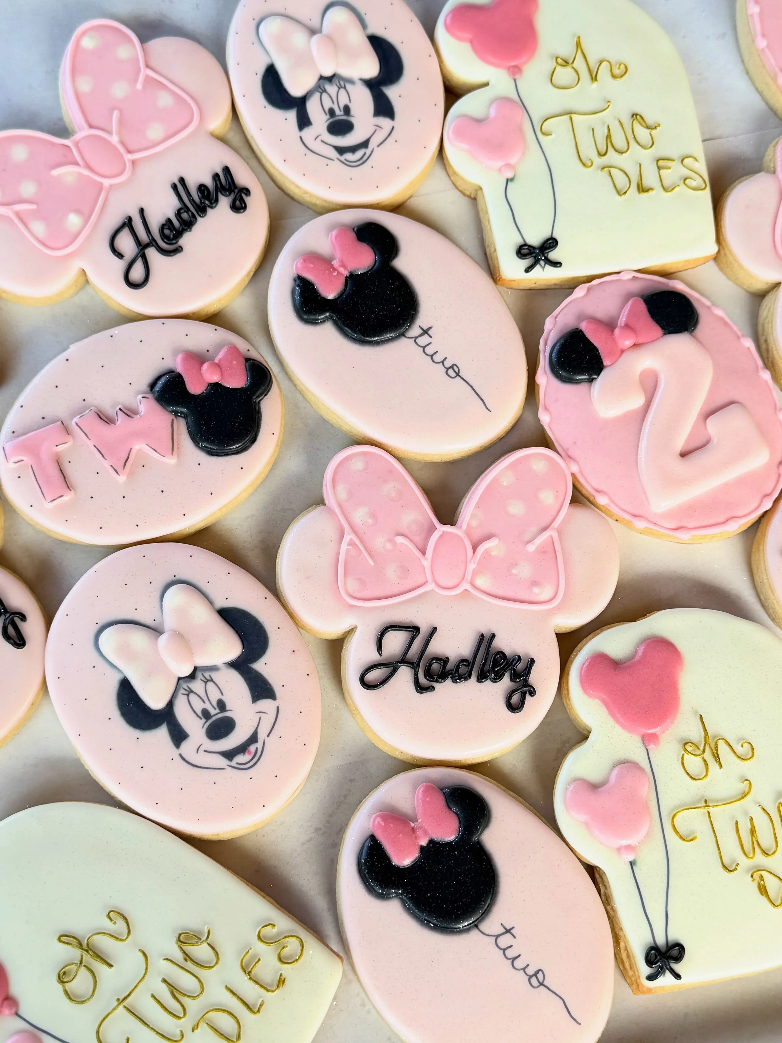 Happy Twodles Hadley! 🩷🖤🩷🖤