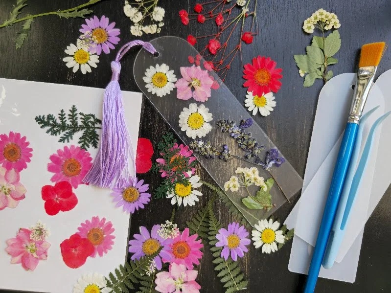 bookmark flowers.jpg