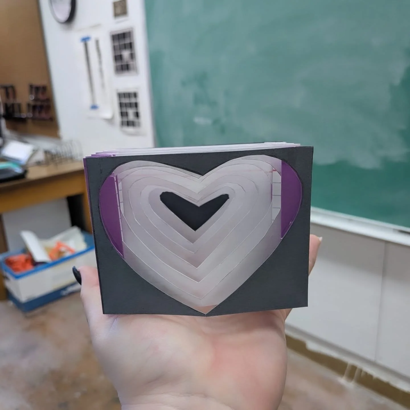 Tunnel book prototype :)
-
#bookarts #bookmaking #tunnelbook #books