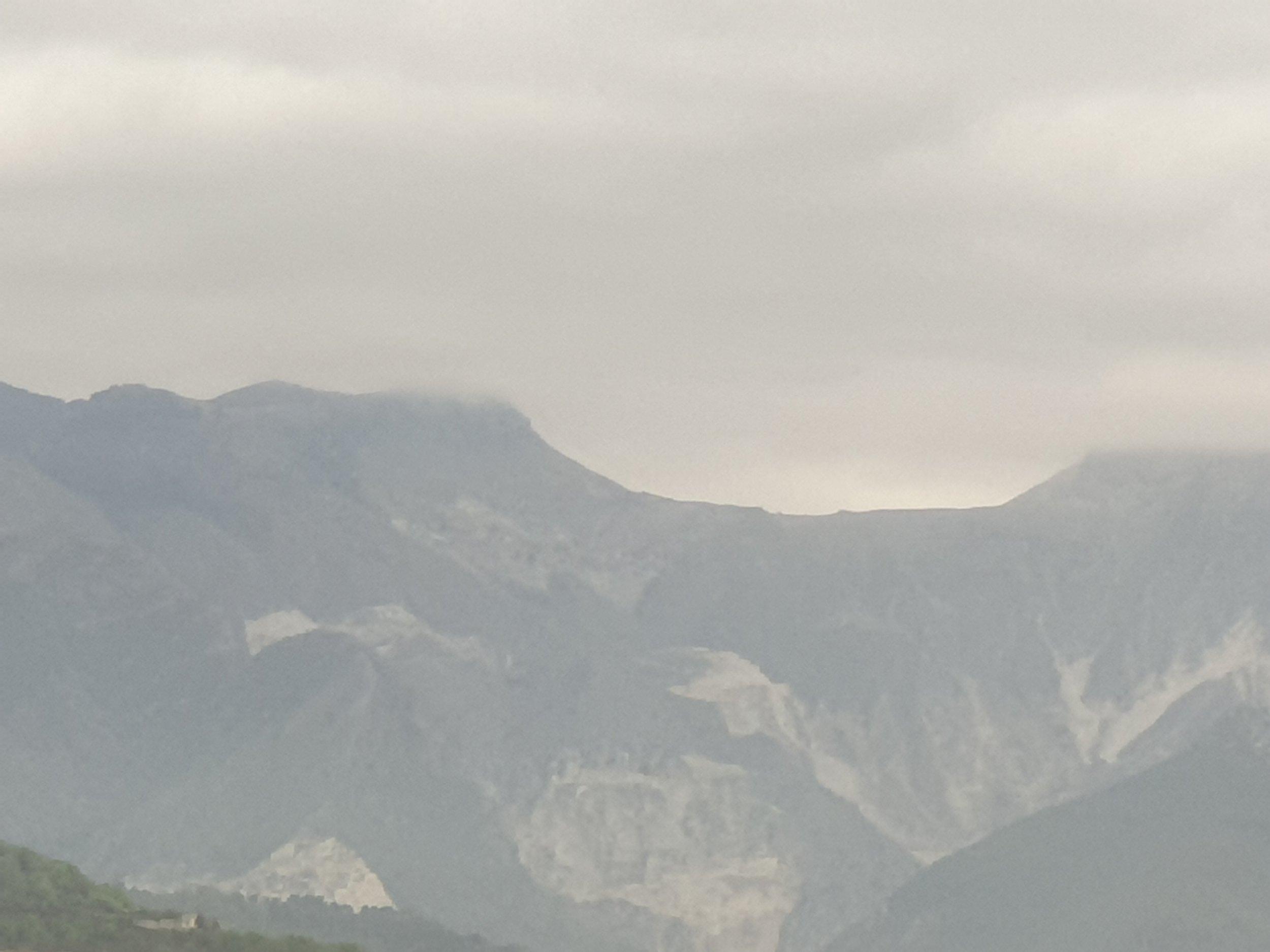 Carrara Mountains.jpg