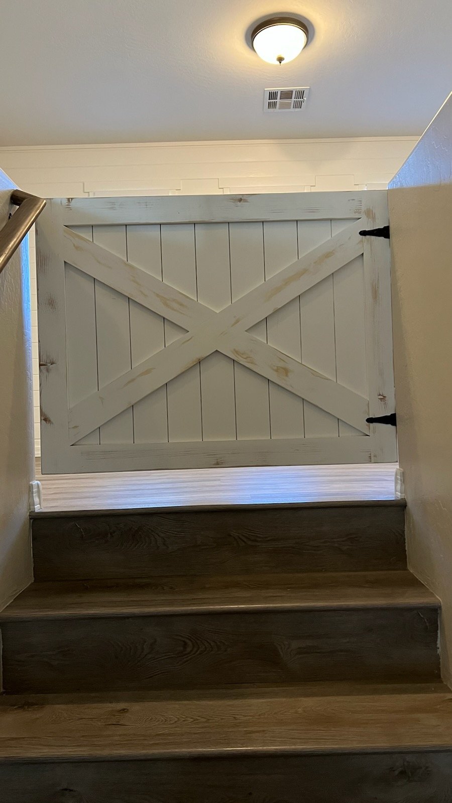 Wood Baby Gate 2