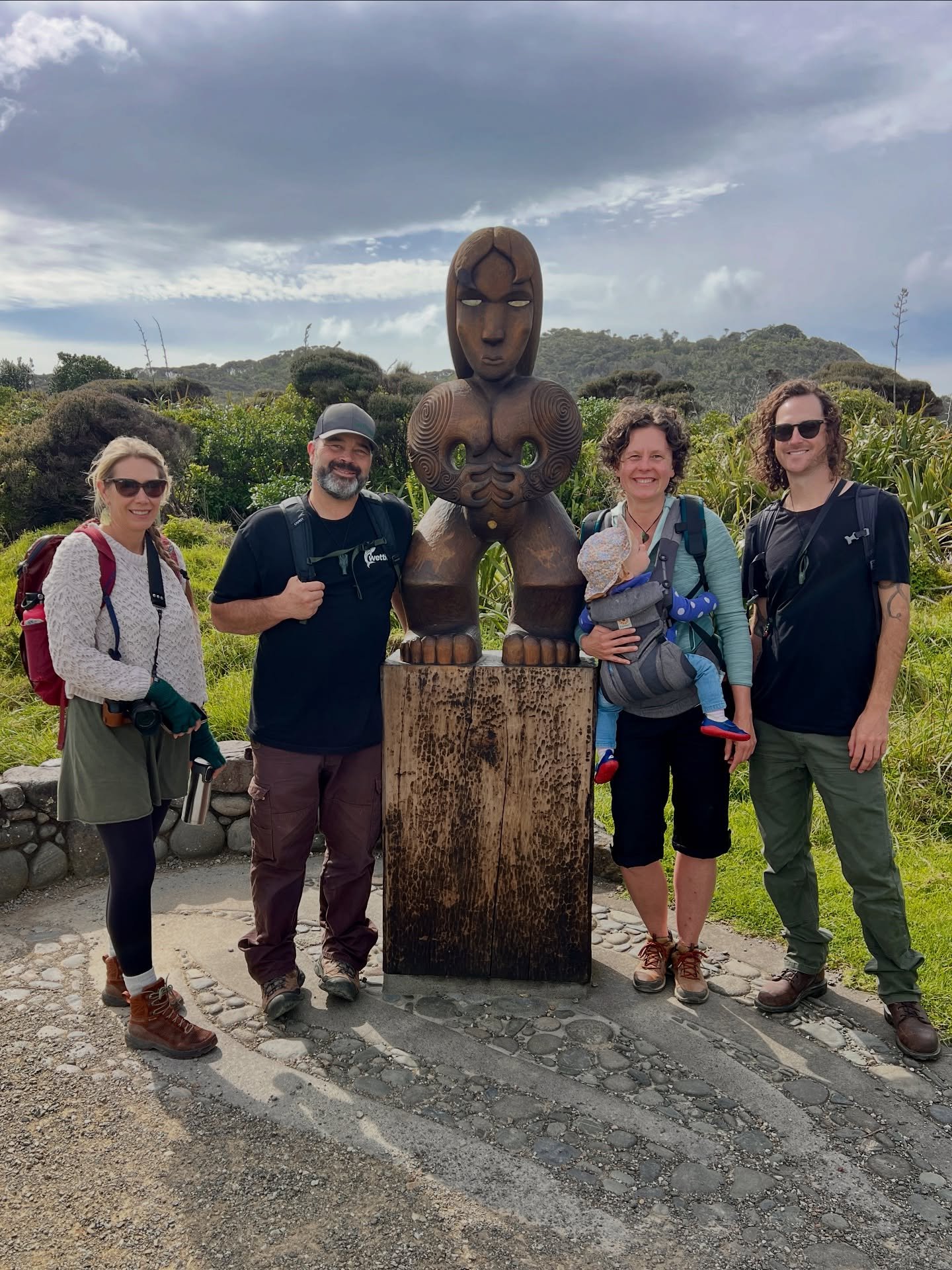 I have had the privilege to hang out with these two awesome US jade artist, Justin @just_in_jade and Shane @freshwaterjade in the past two days. ✨
Thanks Guys for visiting us - for all the industry insights and the motivation! 🙏

#jadeartistry #jade