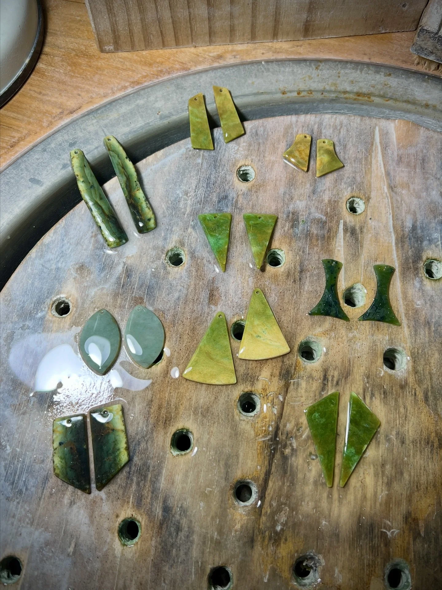 Earrings are getting ready ✨ Sterling silver ear-hooks to be added and tadammmn 👏 I had a great play with these shapes! Which one is your favourite? 
Cheers, Eszter - Jade Pebble

#pounamu #pounamujewellery #jade #nzjade #jadeearring #jadeearrings #