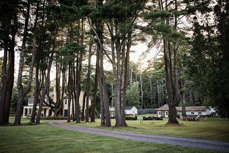 Main+House+through+Trees.jpg