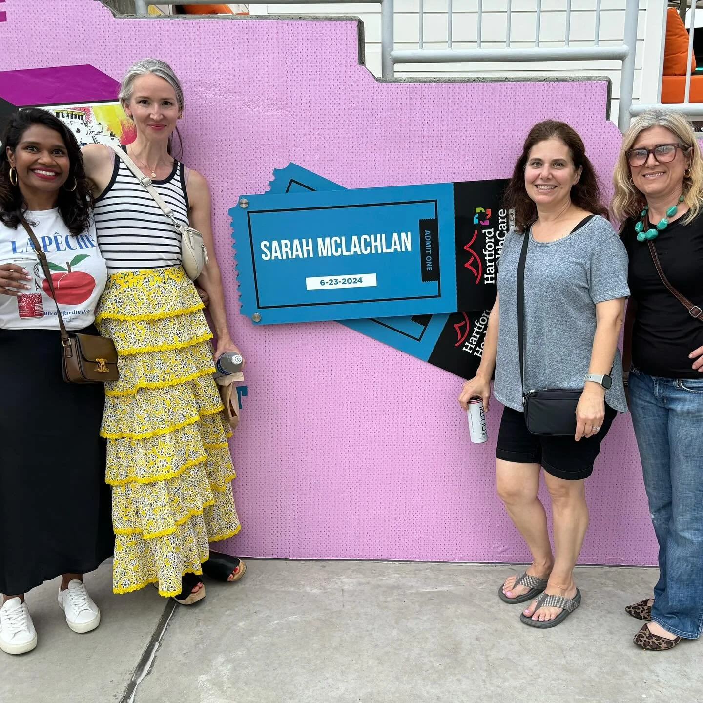 June recap
@officialsarahmclachlan 💫 #carnival #katonah #moving #origin 
#welcometoamerica #workcommute #nyc #lifeisdifferenthere #juliettelewis