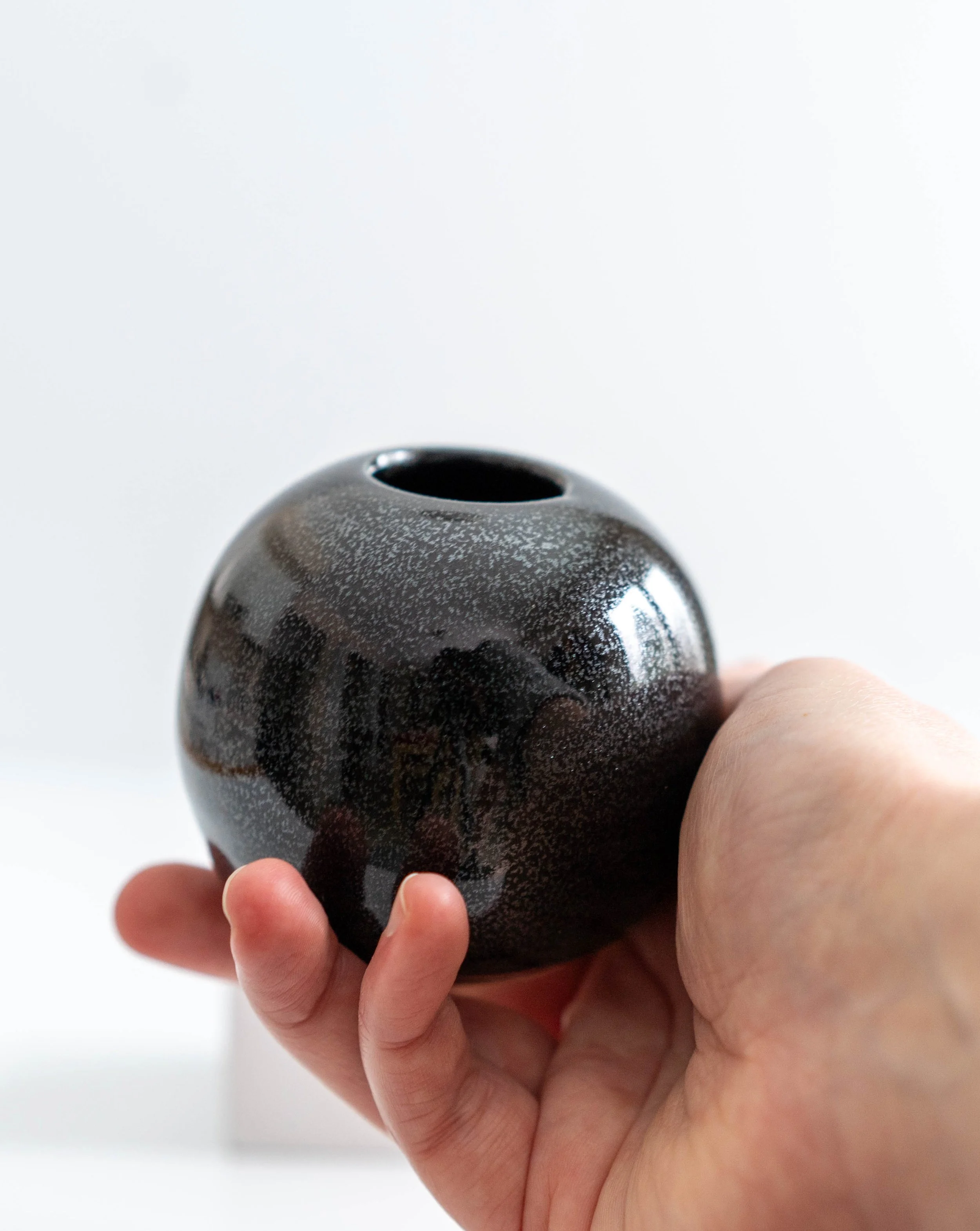 Bud Vase in Champagne Noir