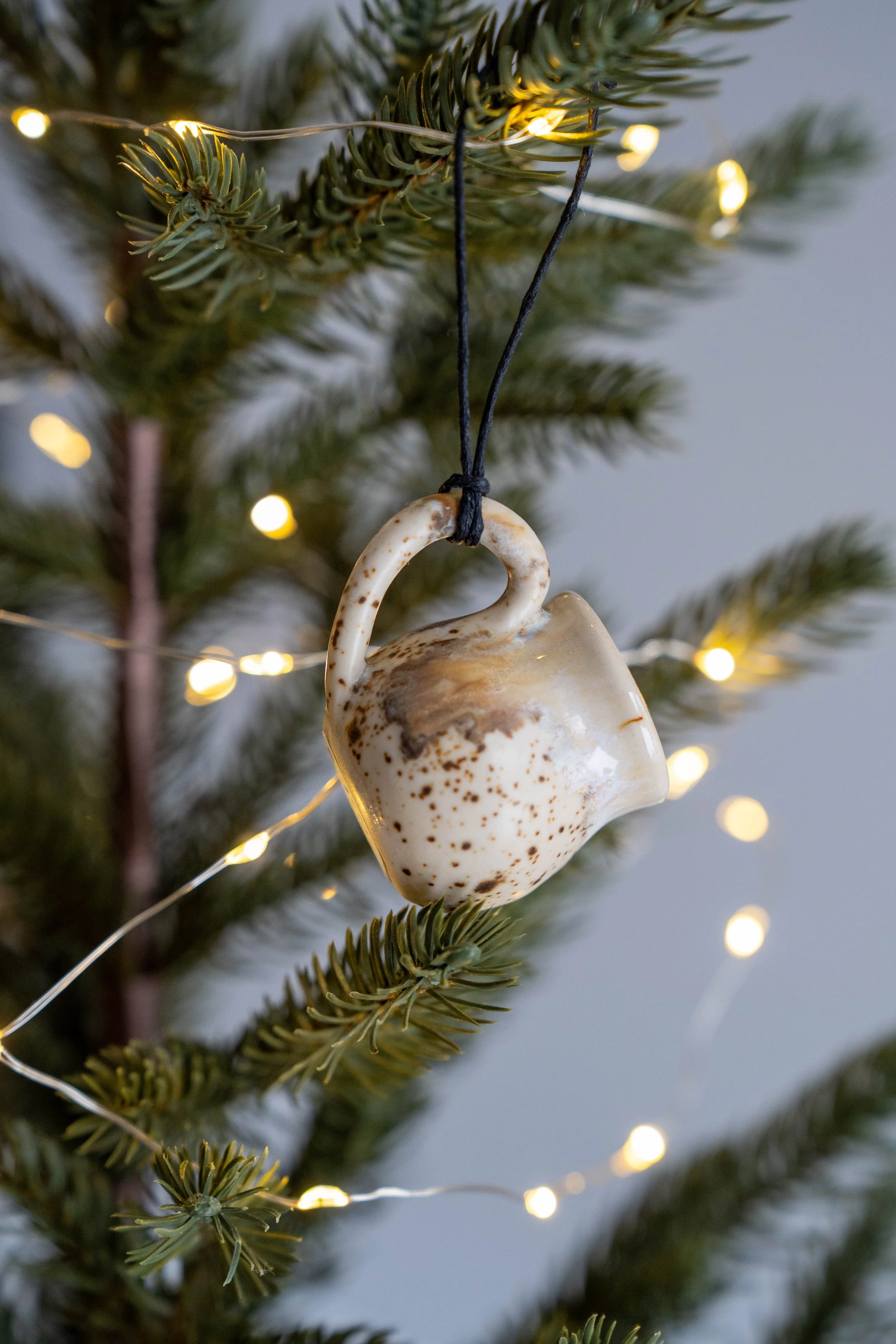 Mini Mug Ornament in Cookies n Cream