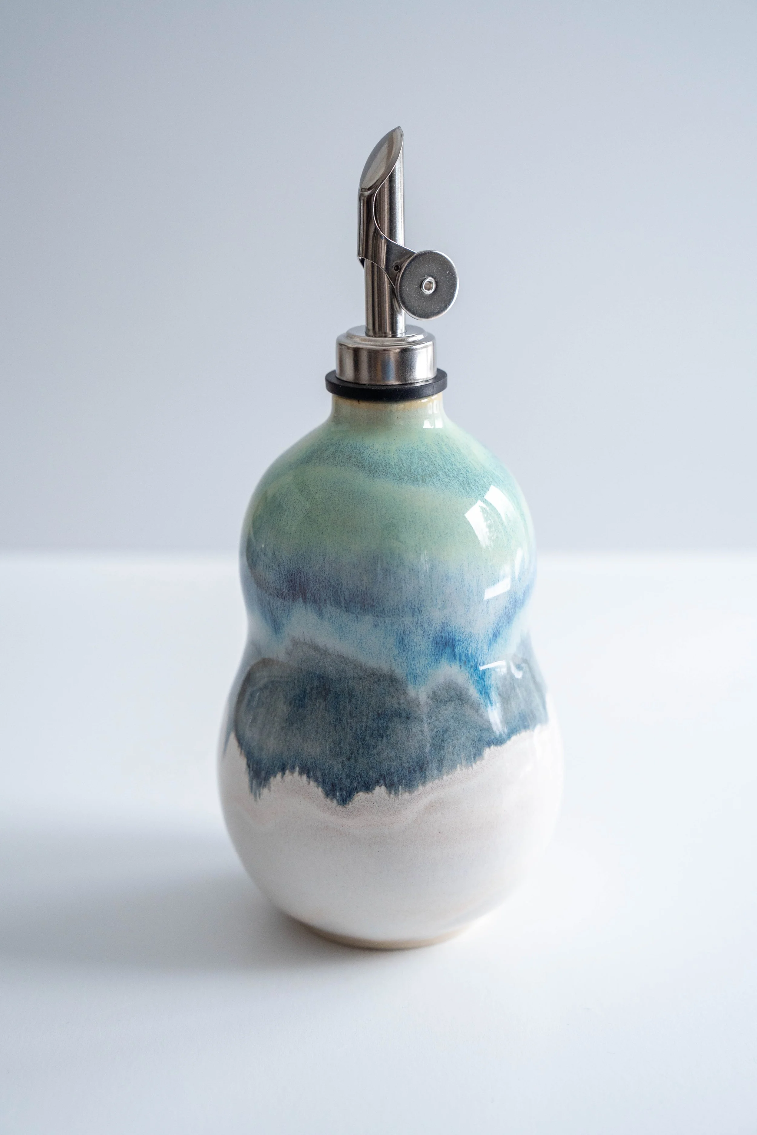 Oil Cruet in Blue Mountain (~14oz)