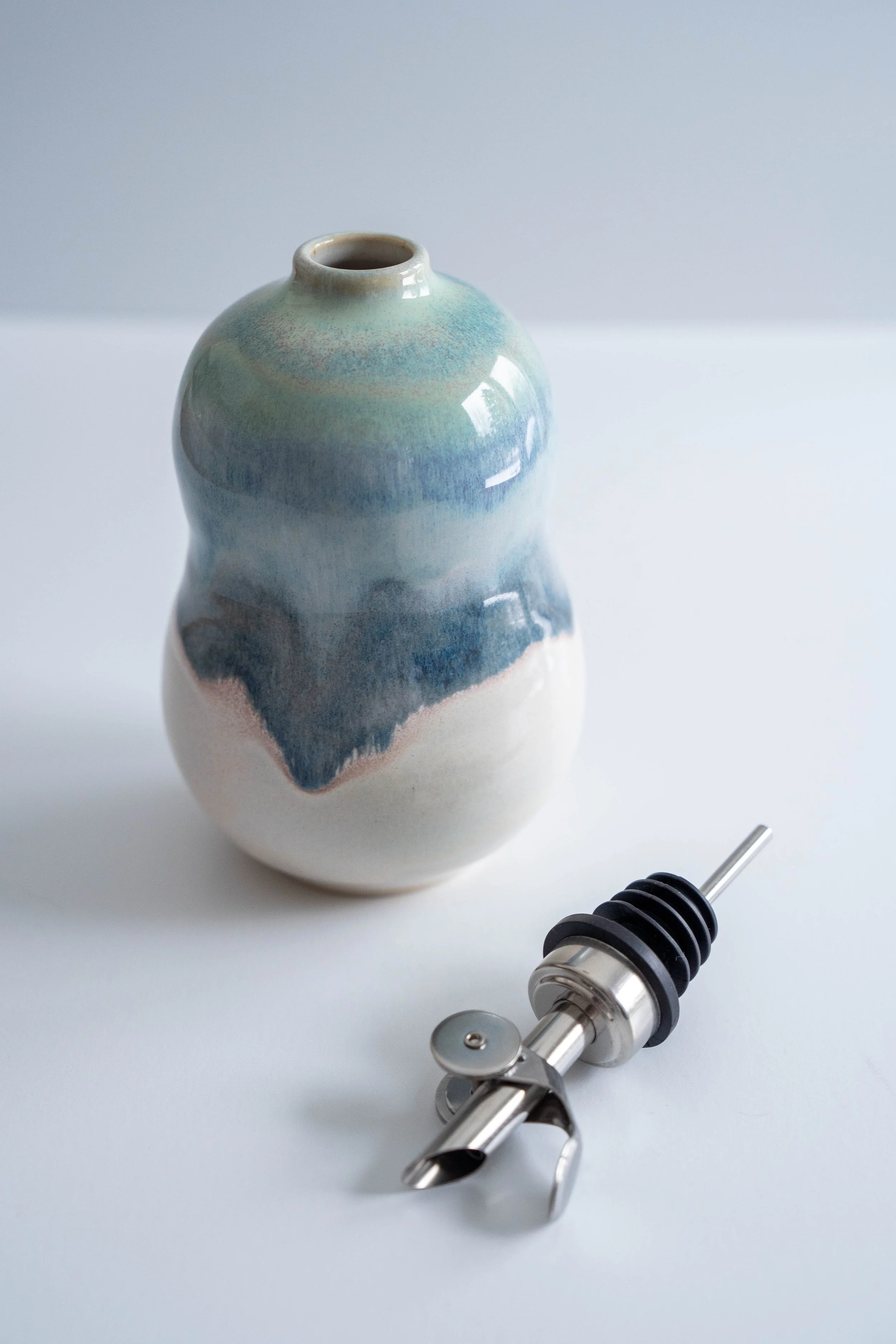 Oil Cruet in Blue Mountain (~14oz)