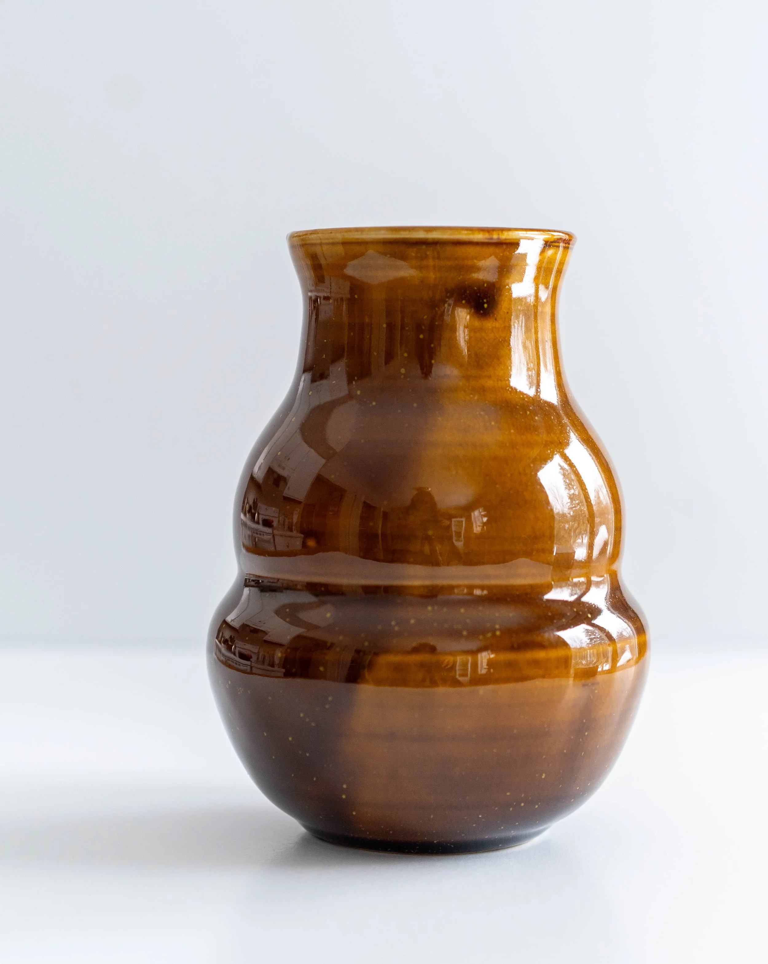 6.5" Vase in Amber