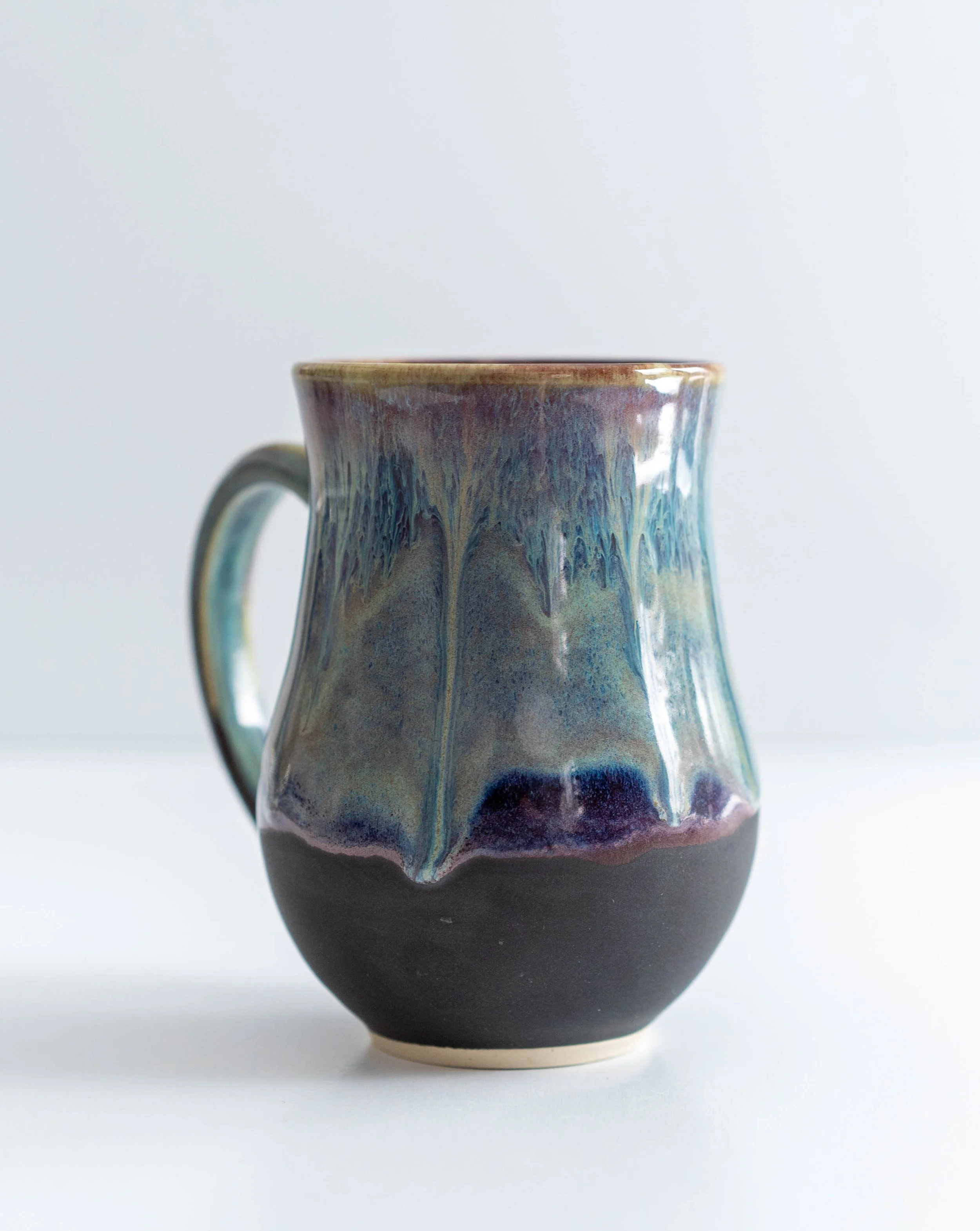 Mug in Frozen Falls (~16oz)