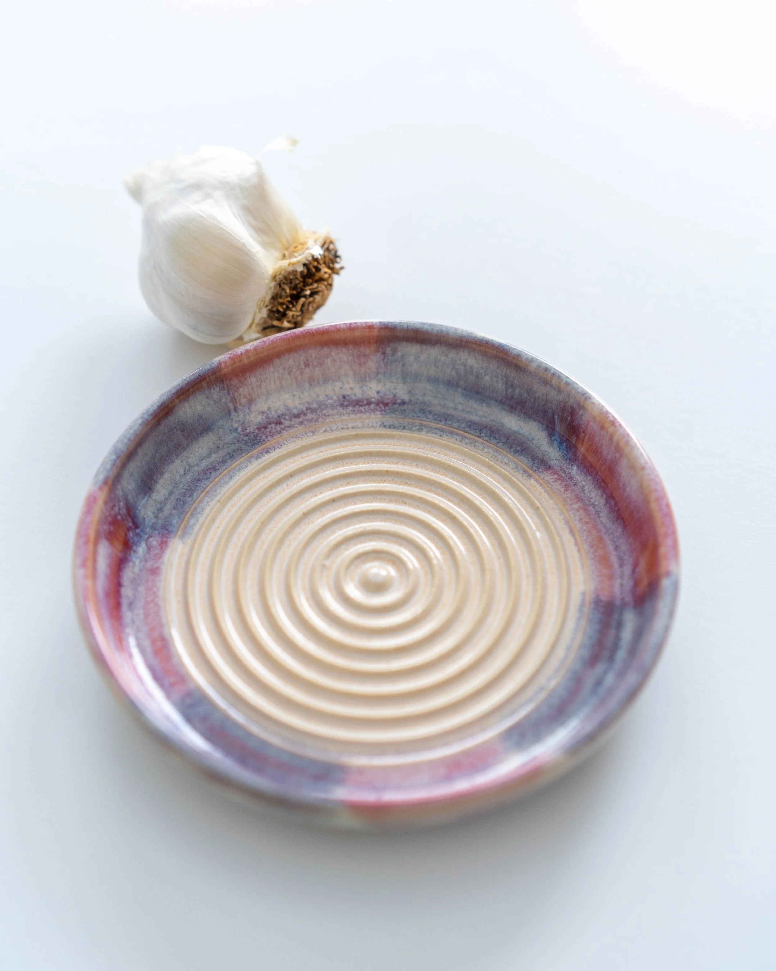 Garlic Grater in Purply Pink