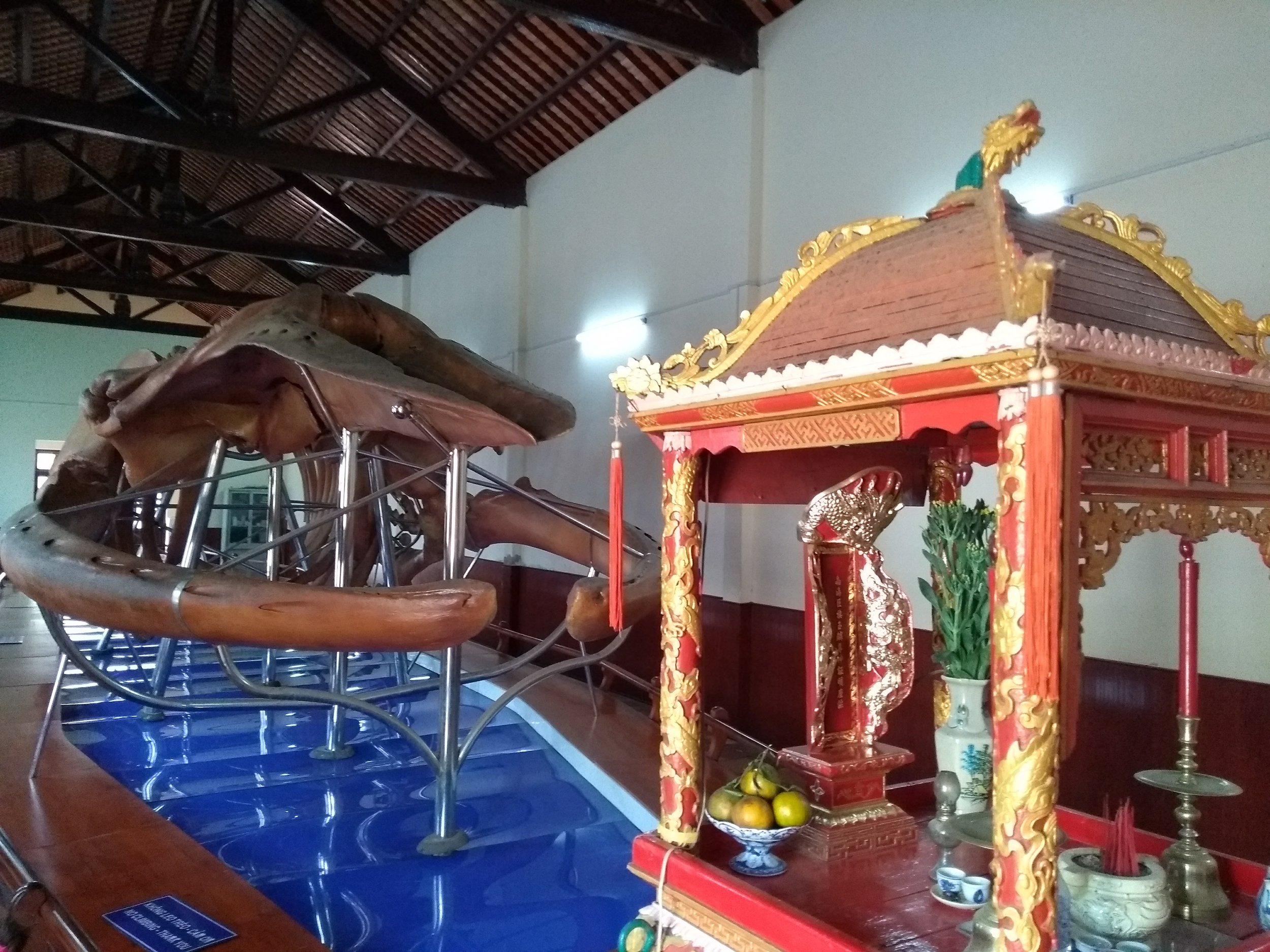 Whale temple Phan Thiet.jpg