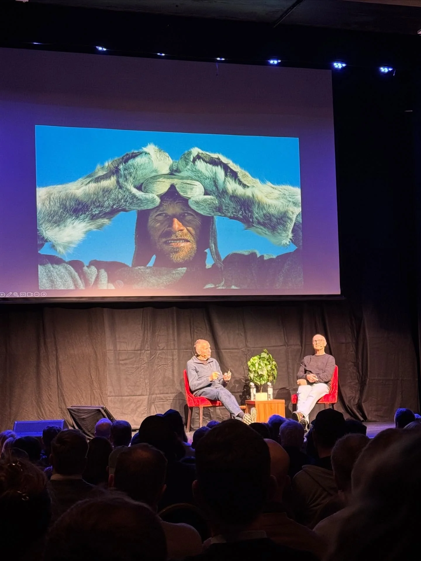 &Aring;rets julebord ble inspirasjonstur med foredrag/ samtale mellom Odd Eliassen og Stein P. Aasheim, mye fin og inspirerende klatring p&aring; to forskjellige klatresenter, og litt julemiddag😃.