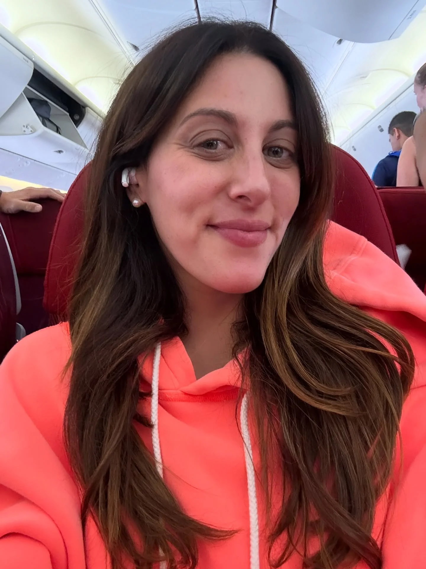 Guys I&rsquo;m finally en route to Peru!!! 🇵🇪 ✨✈️

We&rsquo;ll be hiking 40 miles through Machu Picchu and I&rsquo;m feeling excited and scared at the same time 😅

This is a huge step out of my comfort zone but that&rsquo;s what my journey has alw