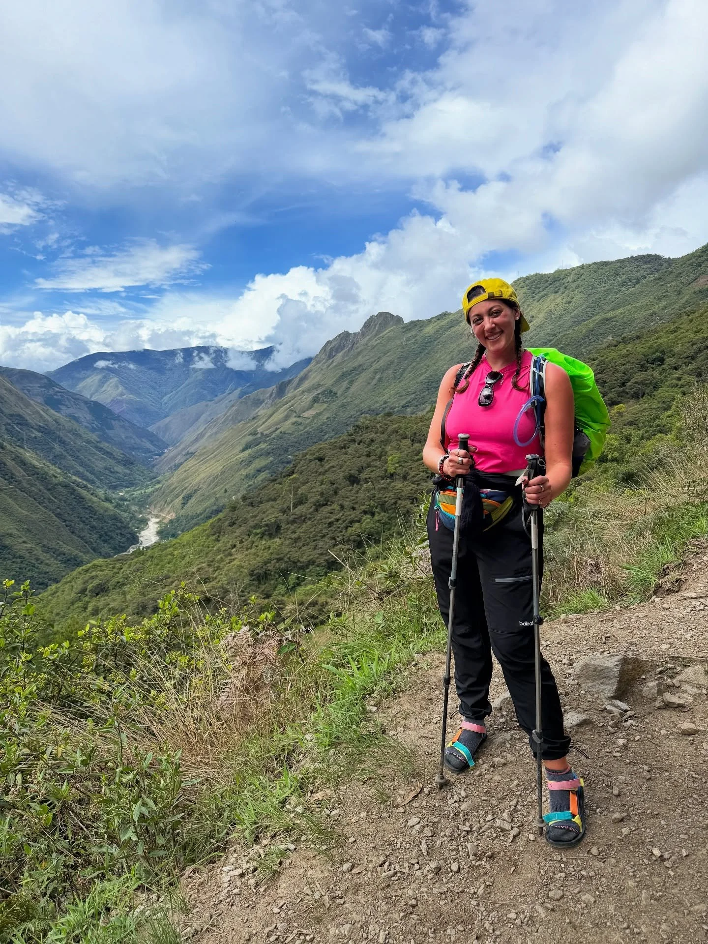 Today was HARD - we hiked another 10 miles. My knee was killing me. My big toes are bruised. I had to switch to Tevas for a while but I DID IT. 🙏

We even went to a coffee farm and made our own coffee from scratch ☕️

Then we literally hiked through