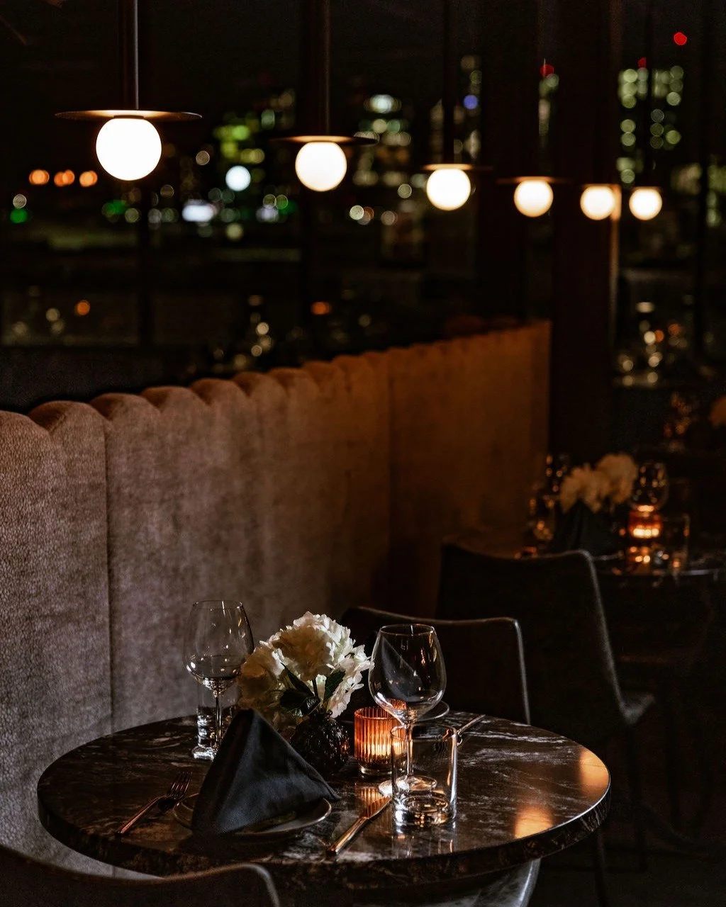 Last minute plans? We&rsquo;ve got you covered.

Walk-ins and last-minute tables are welcome at The Saint. Grab a seat in the dining room for dinner or settle into our sleek lounge and bar for perfectly crafted cocktails, fresh pasta, and Texas Wagyu