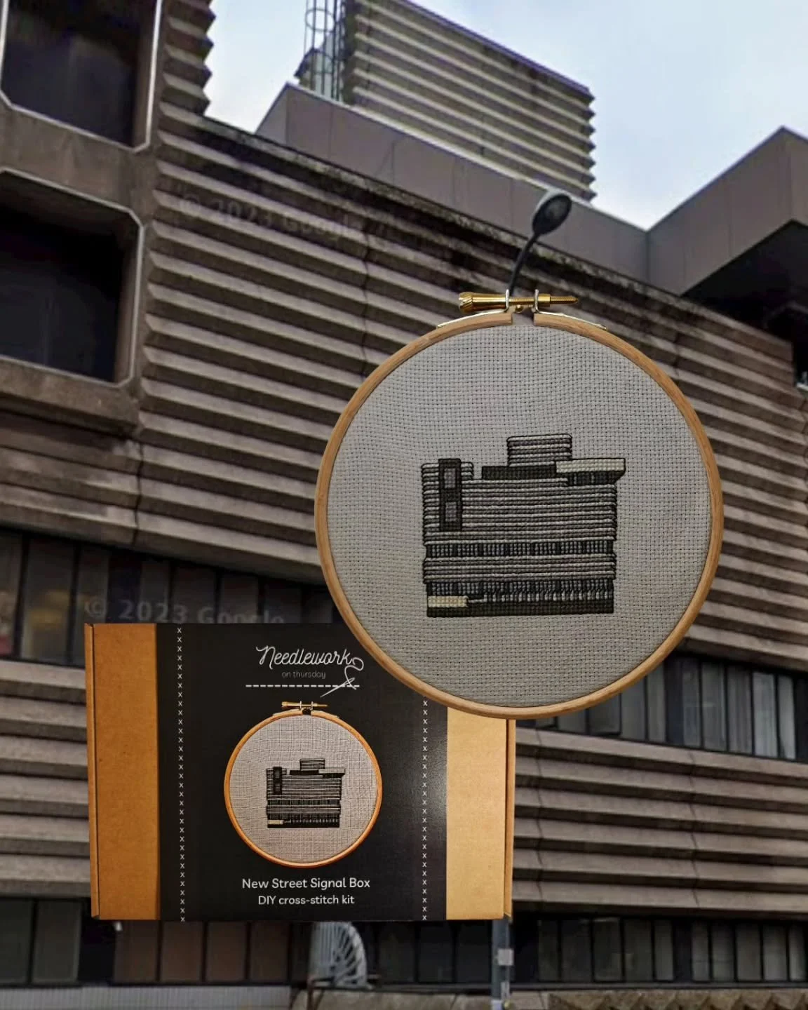 Not everyone gets Brutalism, but Birmingham does. 🩶

#crossstitch 
#brutalist
#newstreetsignalbox