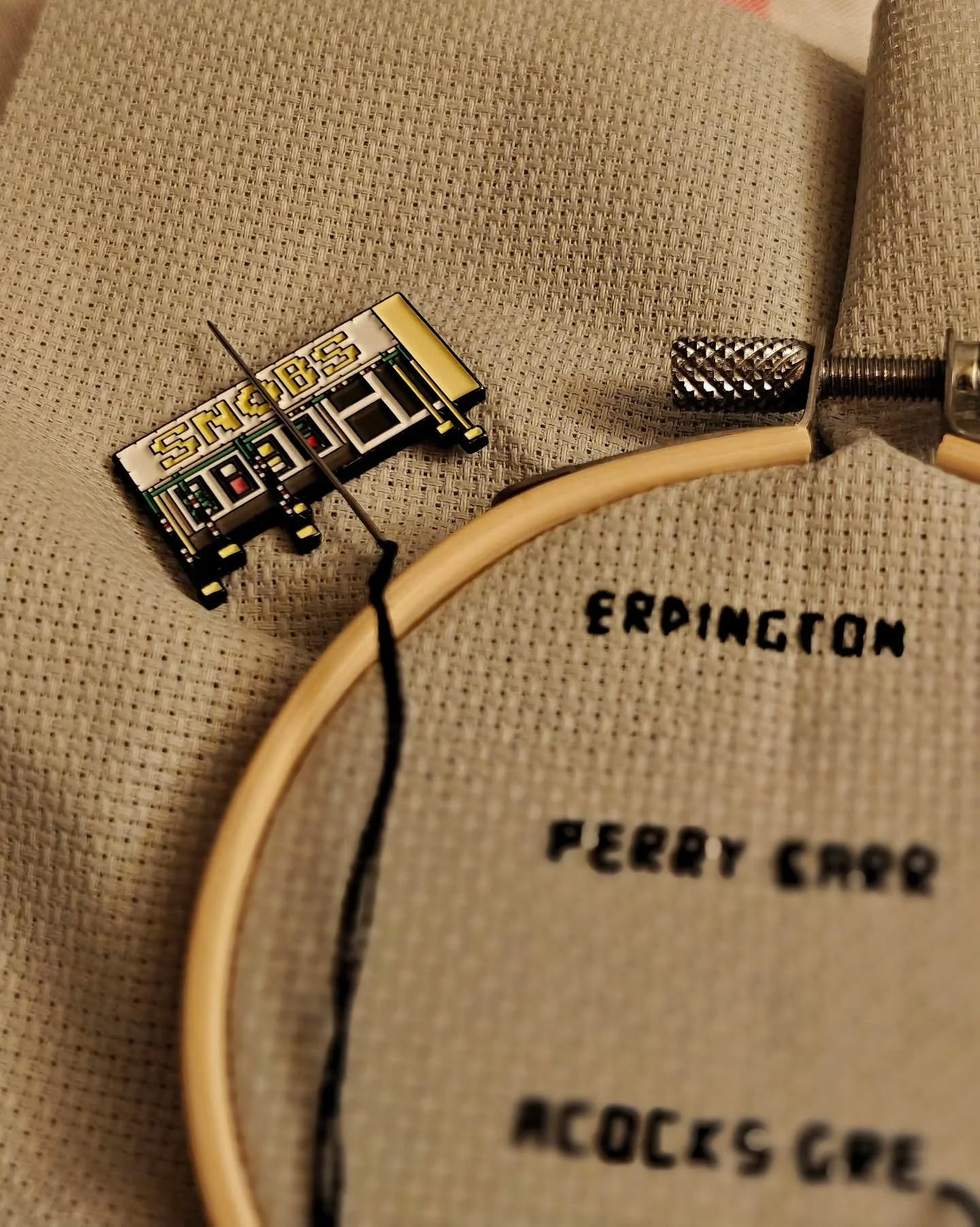 Hiya Instagram, I am still waiting for my abdominal stitches to heal but I don't think they'd look great on my grid so here are some cute little stitches instead. ☺️ Am tempted to splurge on a daysaver and spend an afternoon #tdfr cross-stitching, wh