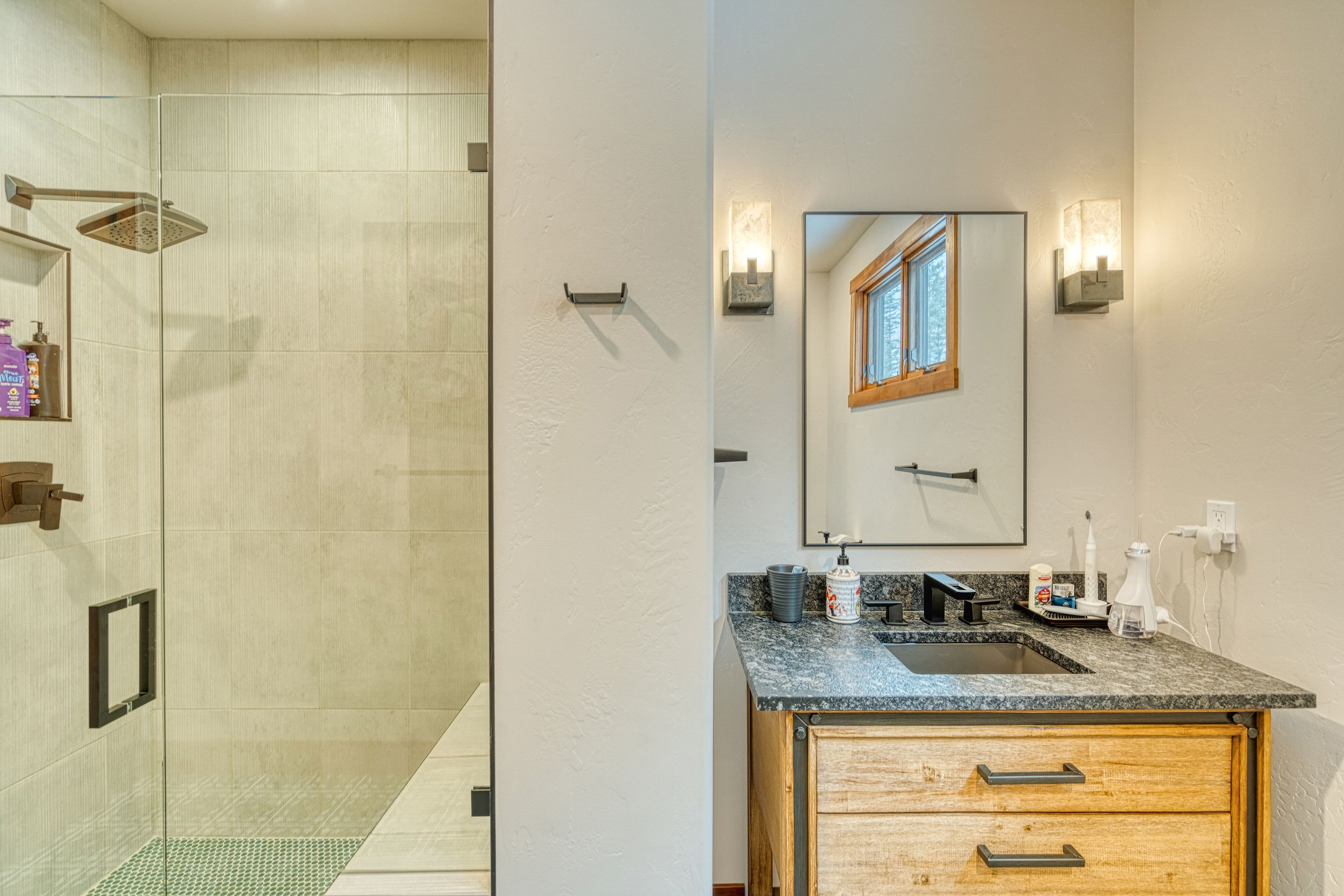 100sunrisecourt59 (4).jpg