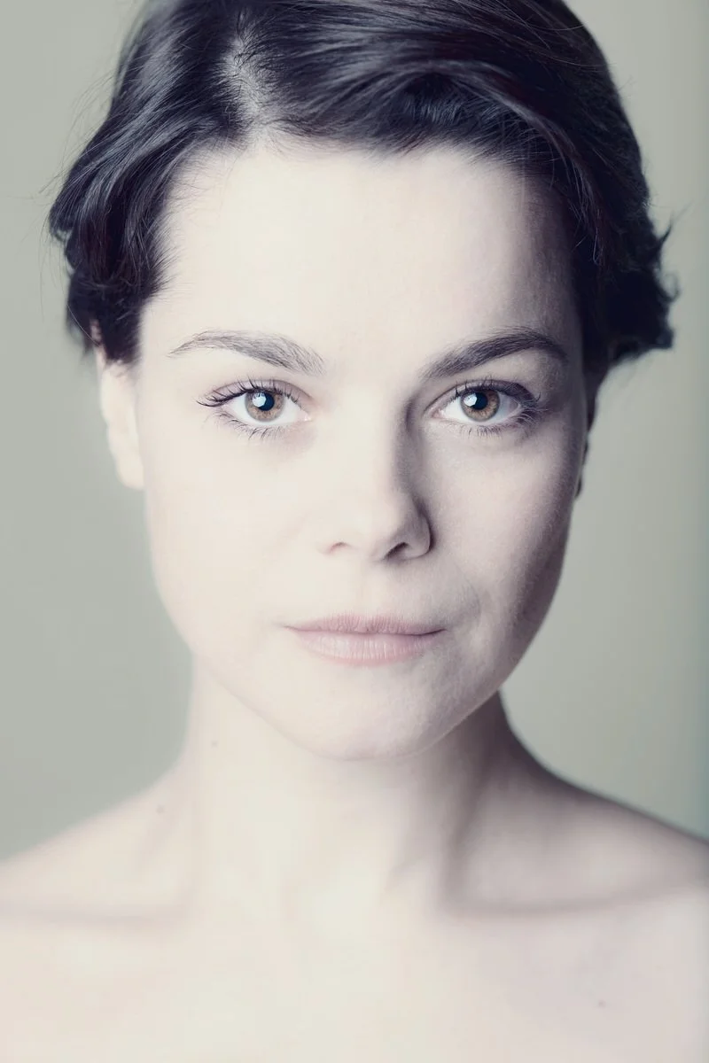 Sarah 0099-2.jpg
