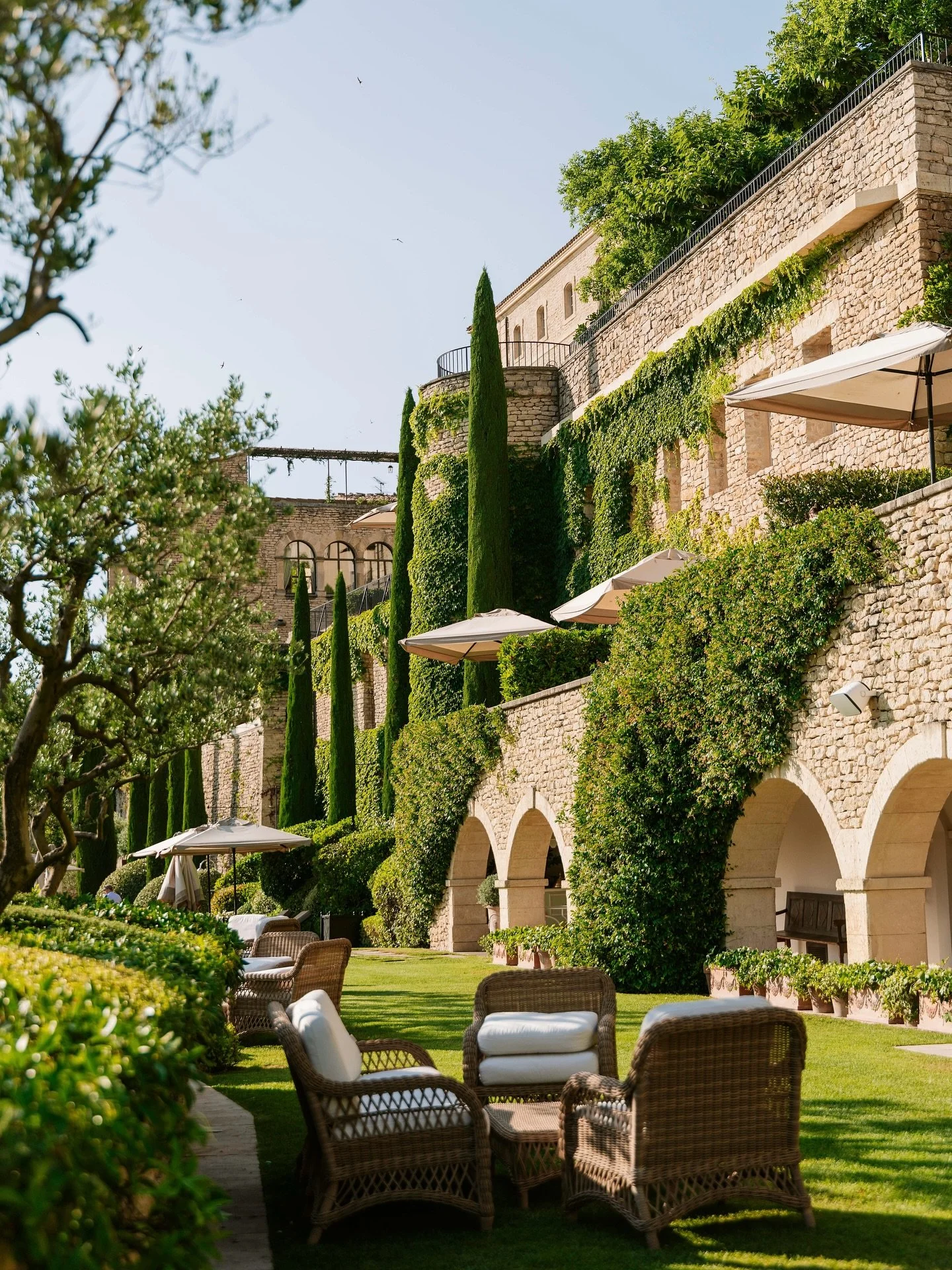 airellesgordes_1759505475_3735325118890036702_3520725299.jpg