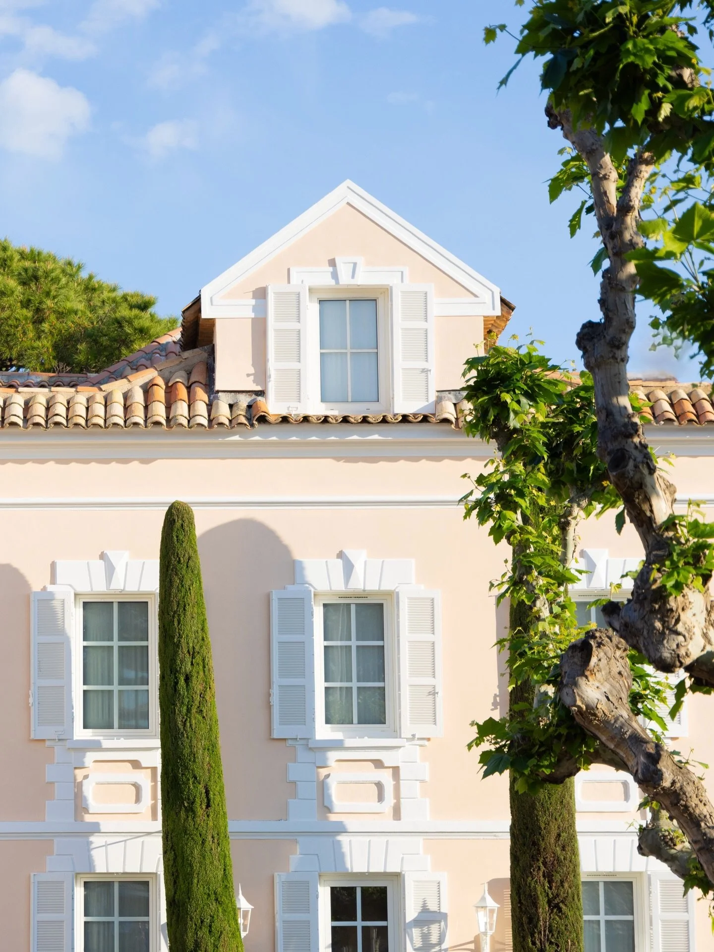 chevalblancsttropez_1764780374_3779574182011777340_2713738832.jpg
